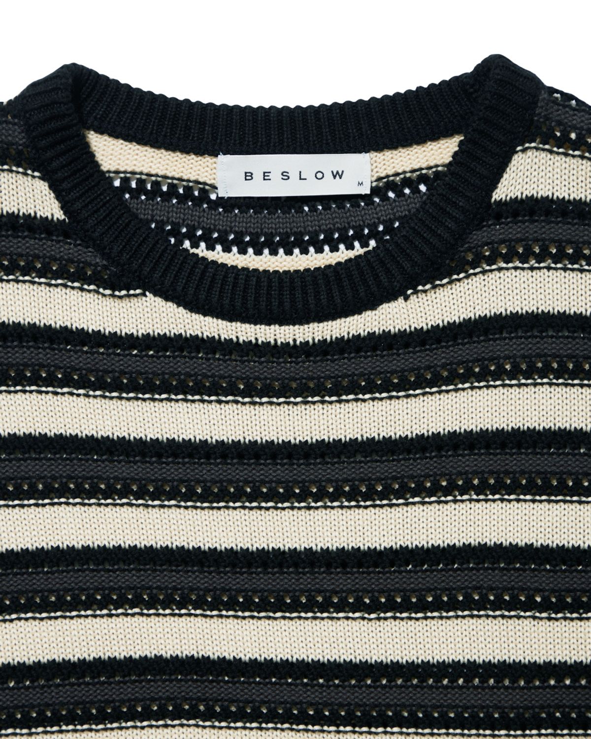 비슬로우(BESLOW) STRIPE PUNCHING KNIT VEST BLACK