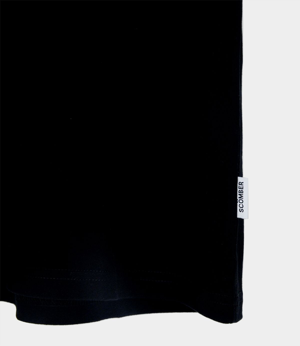 스컴버(SCOMBER) LOGO_Black
