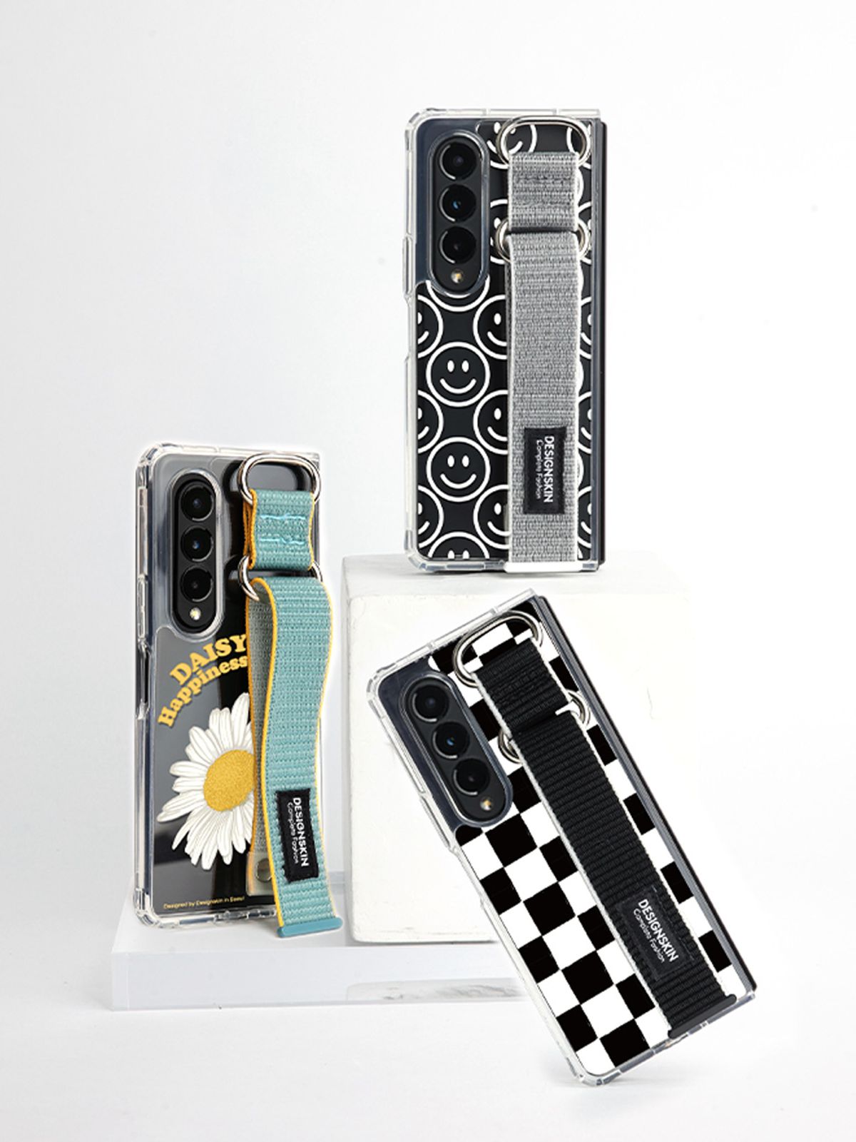 디자인스킨(DESIGNSKIN) 갤럭시Z폴드4 피닉스 프로 스포티스트랩 케이스-체커보드 블랙