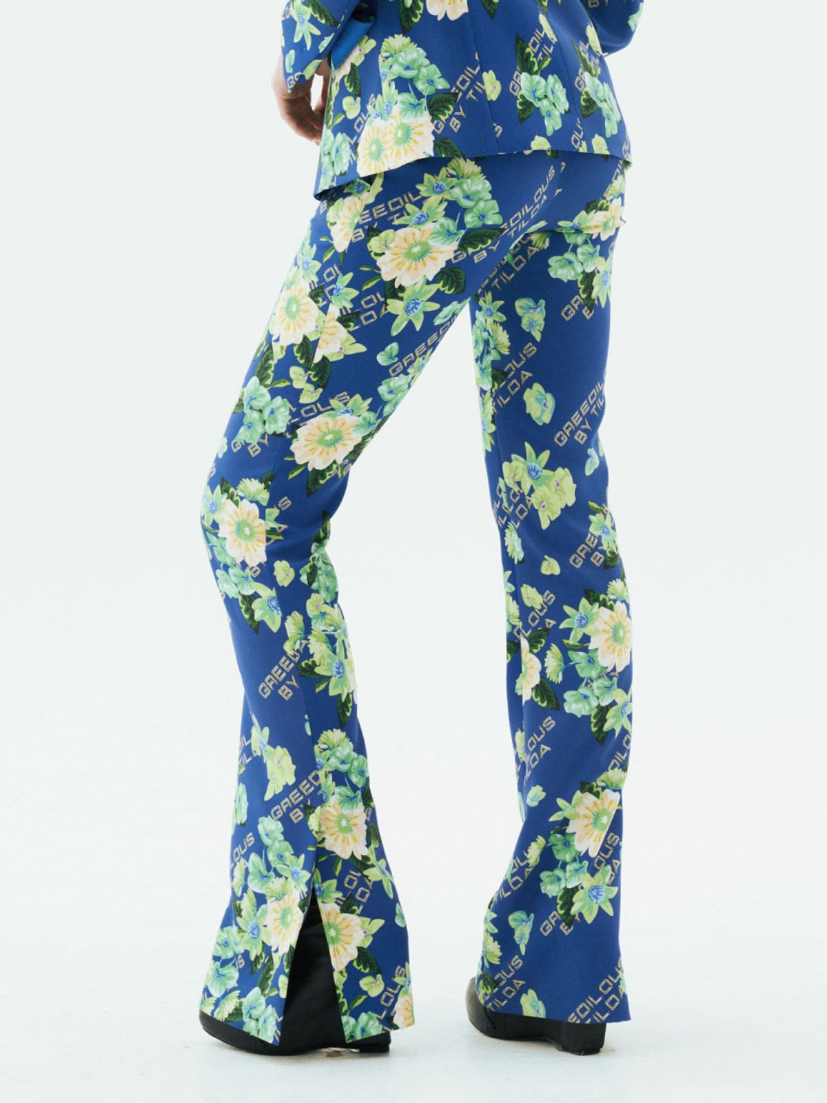그리디어스(GREEDILOUS) Floral Print Slit Pants