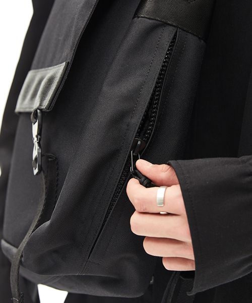 【MAISON MINED】22SS★ TWO POCKET MESSENGER BAG 메종미네드 ~50% - TWO POCKET MESSENGER BAG