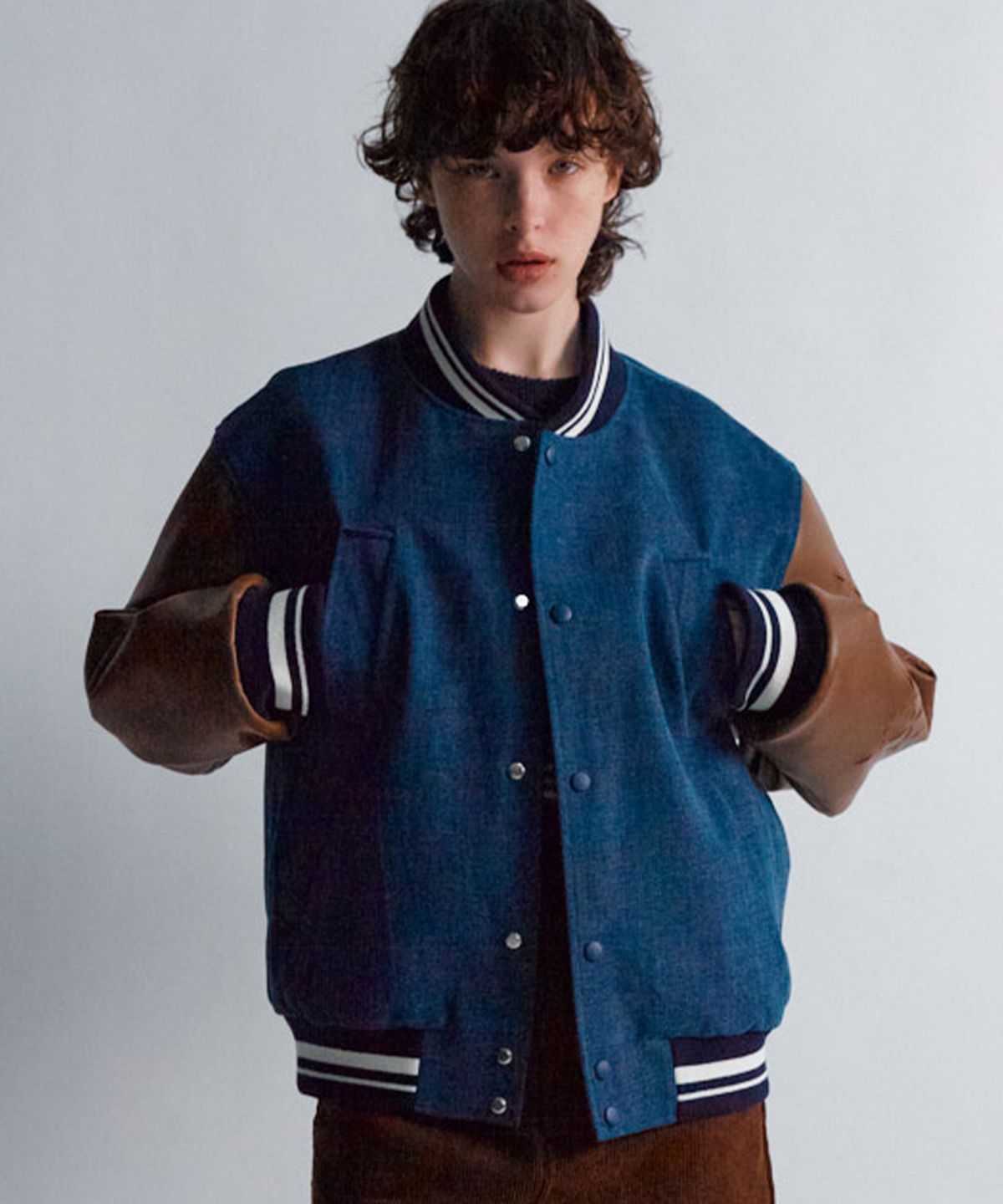문선(MOONSUN) ESSENTIAL_UNISEX MSS Argyle Hole Varsity Jacket [Denim ...