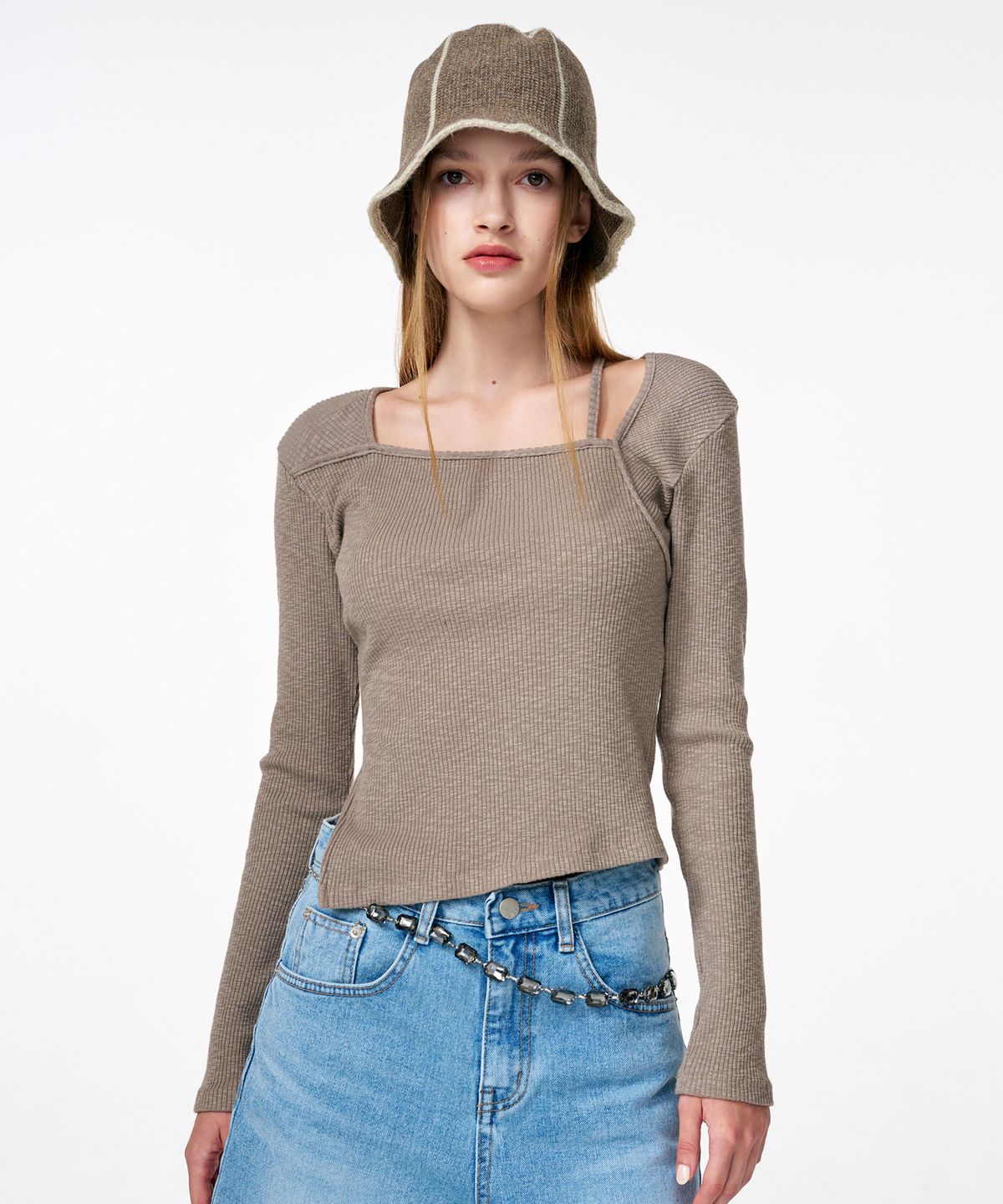 에트몽(ETMON) Square Neck Slit T-Shirt  Ash Brown