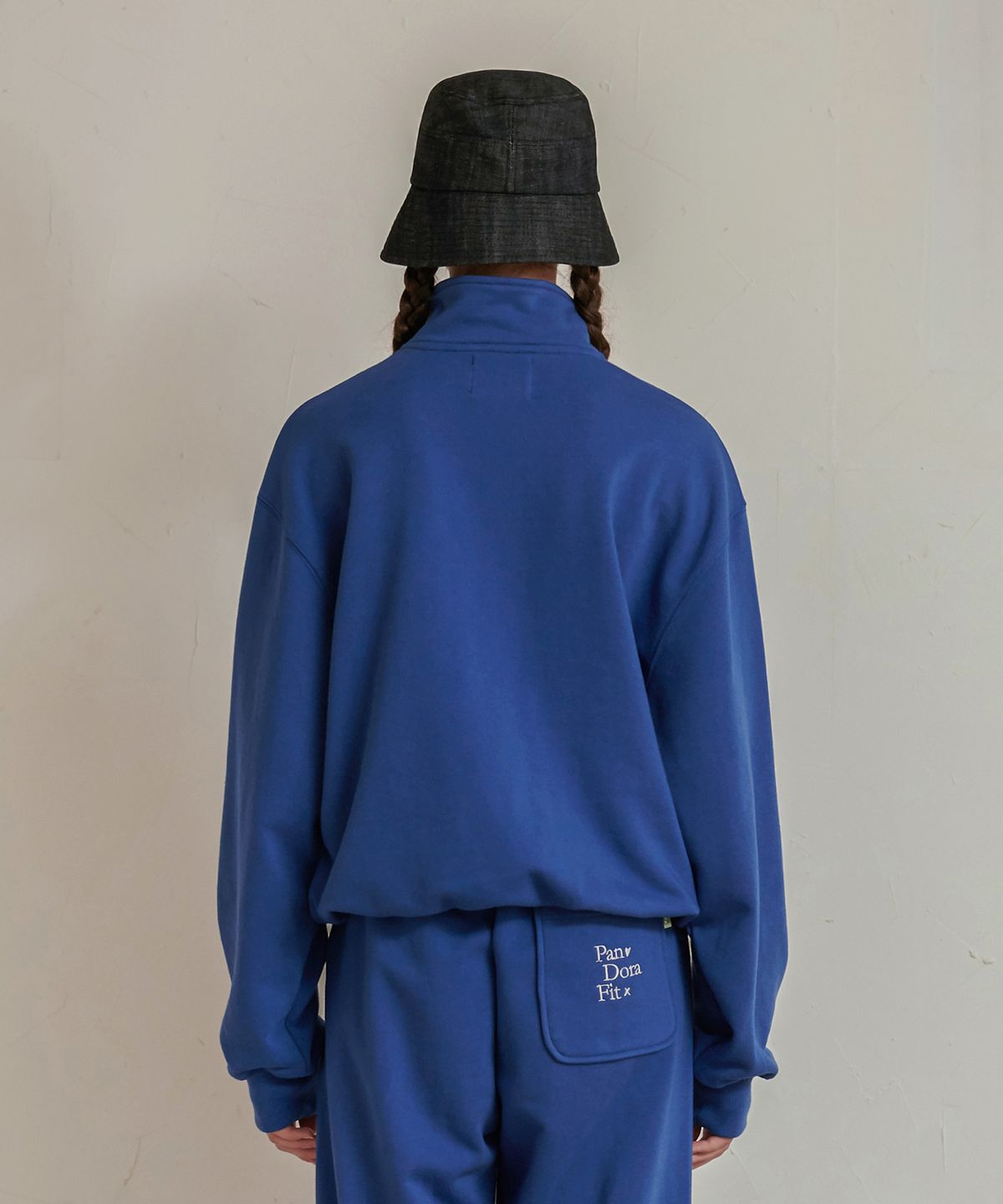 판도라핏(PANDORAFIT) Half Zip-up Sweatshirt Blue