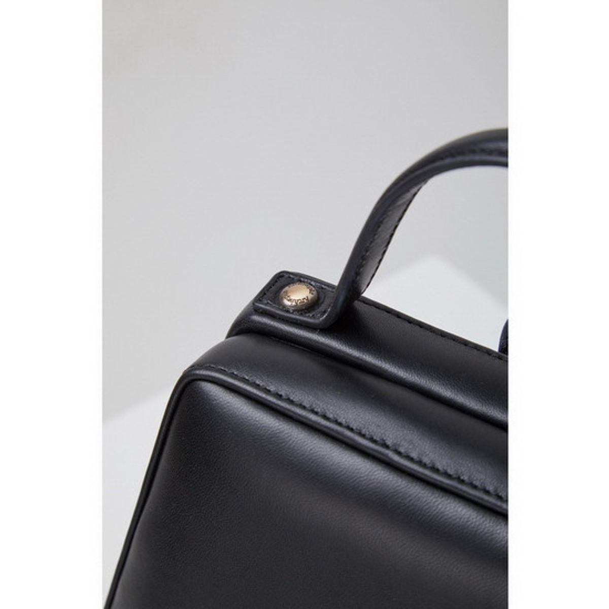 아카이브앱크(ARCHIVEPKE) Shell teen bag(Deep sleep)_OVBAX24004BLK