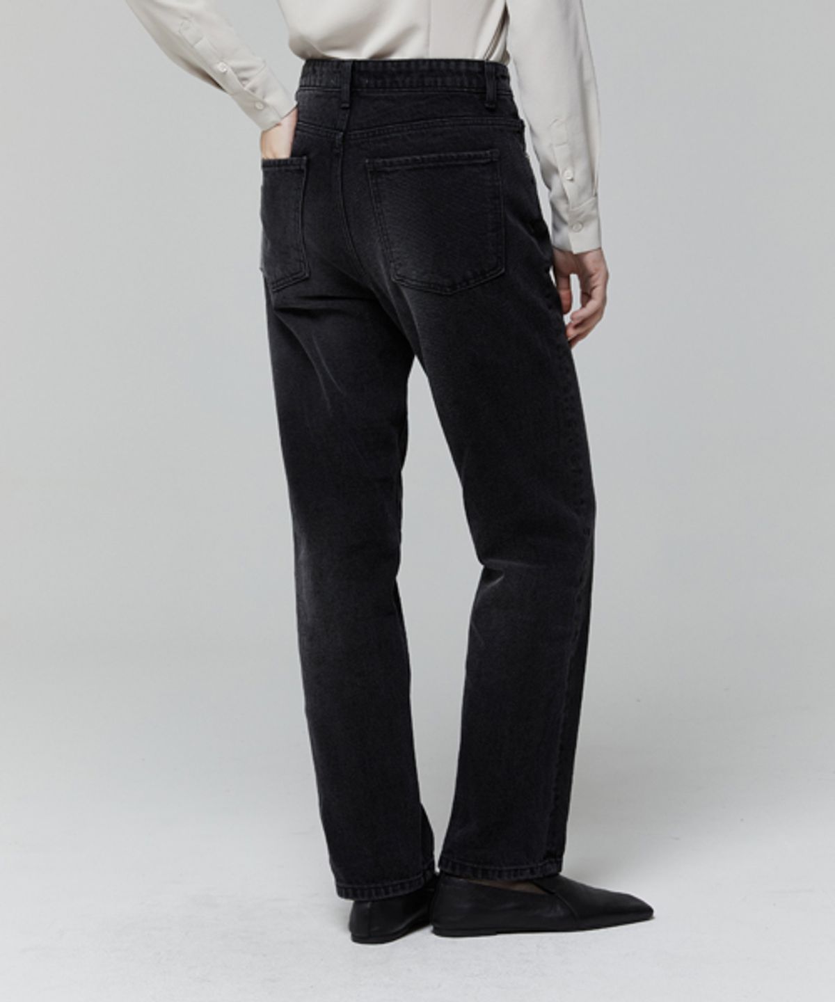 레이디 볼륨(LADY VOLUME) SEMI TAPERED DENIM_BLACK