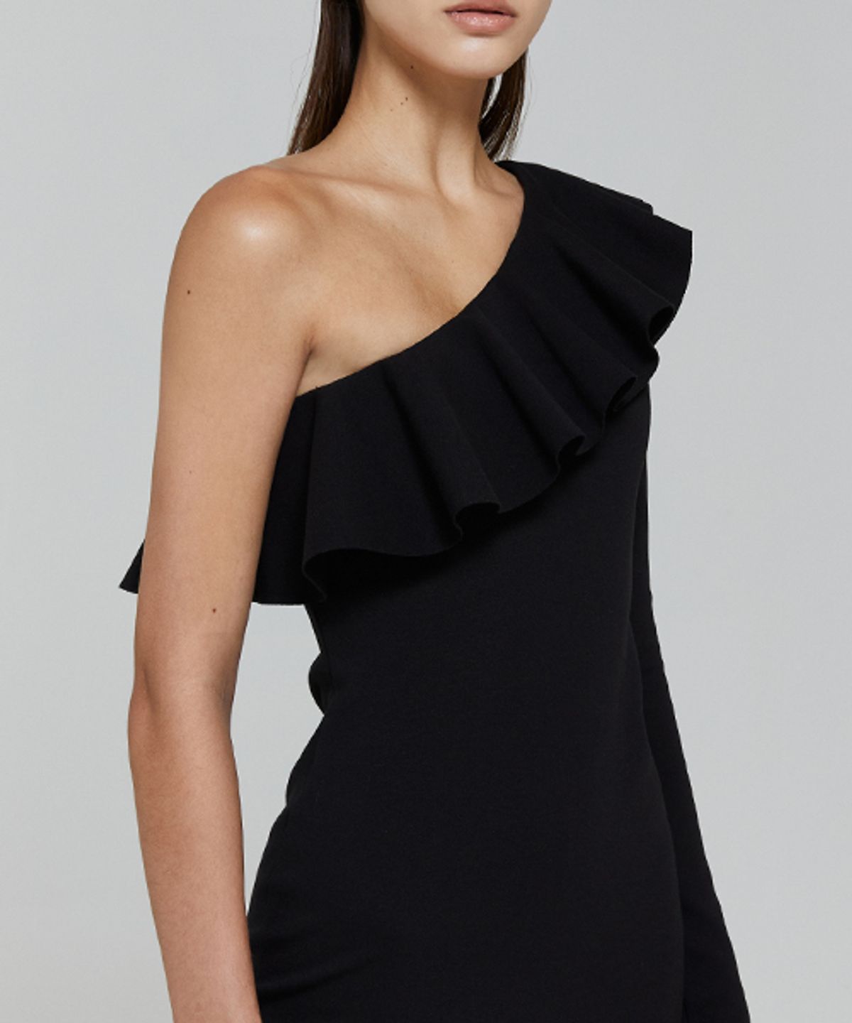 레이디 볼륨(LADY VOLUME) FLARE ONE SHOULDER DRESS_BLACK
