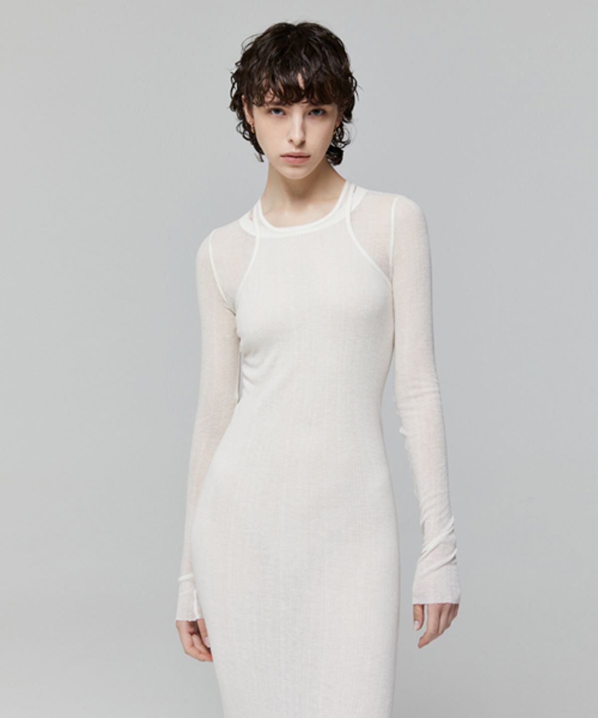 레이디 볼륨(LADY VOLUME) CUTTING LINE SLIM KNIT DRESS_WHITE