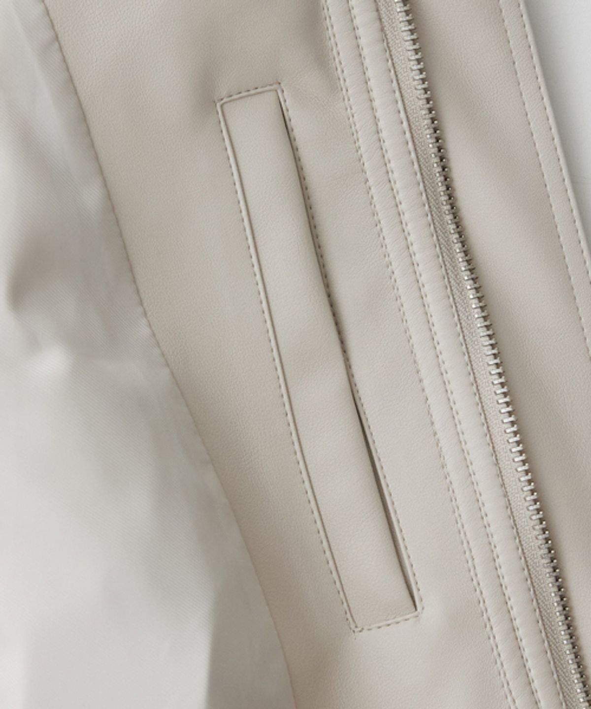 레이디 볼륨(LADY VOLUME) 465 VEGAN LEATHER BLOUSON_CREAM