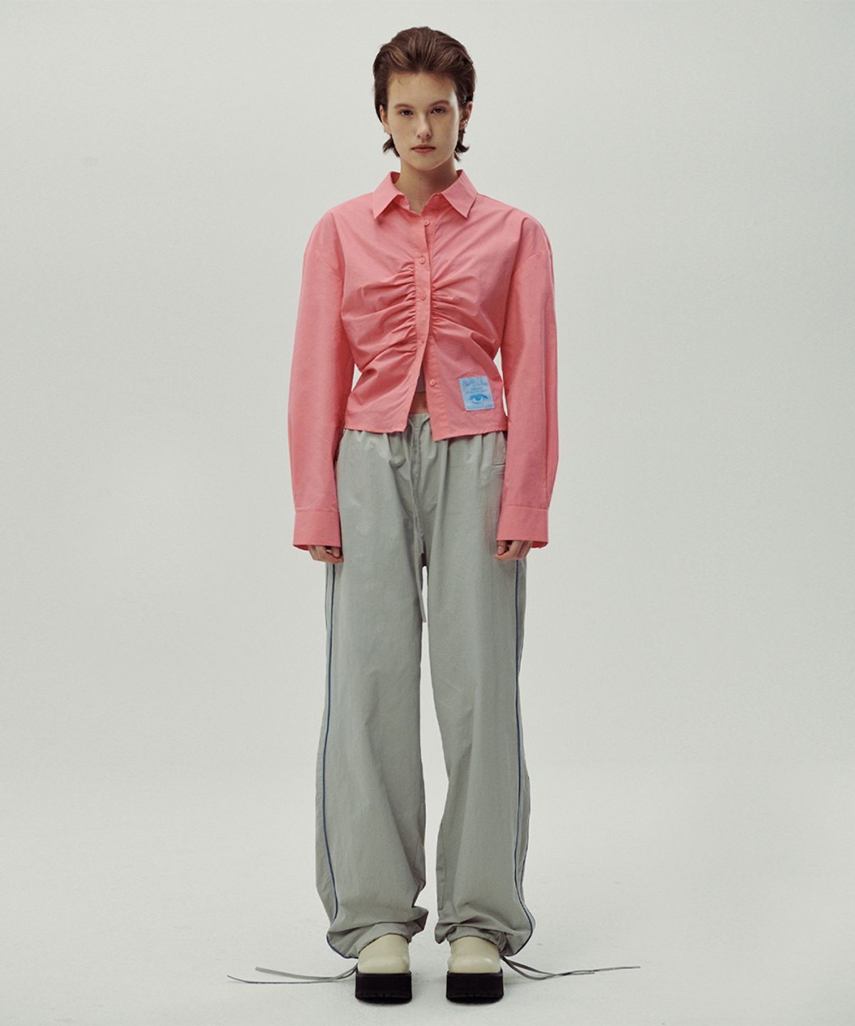 시눈(SINOON) COTTON CROPED SHIRRING SHIRT