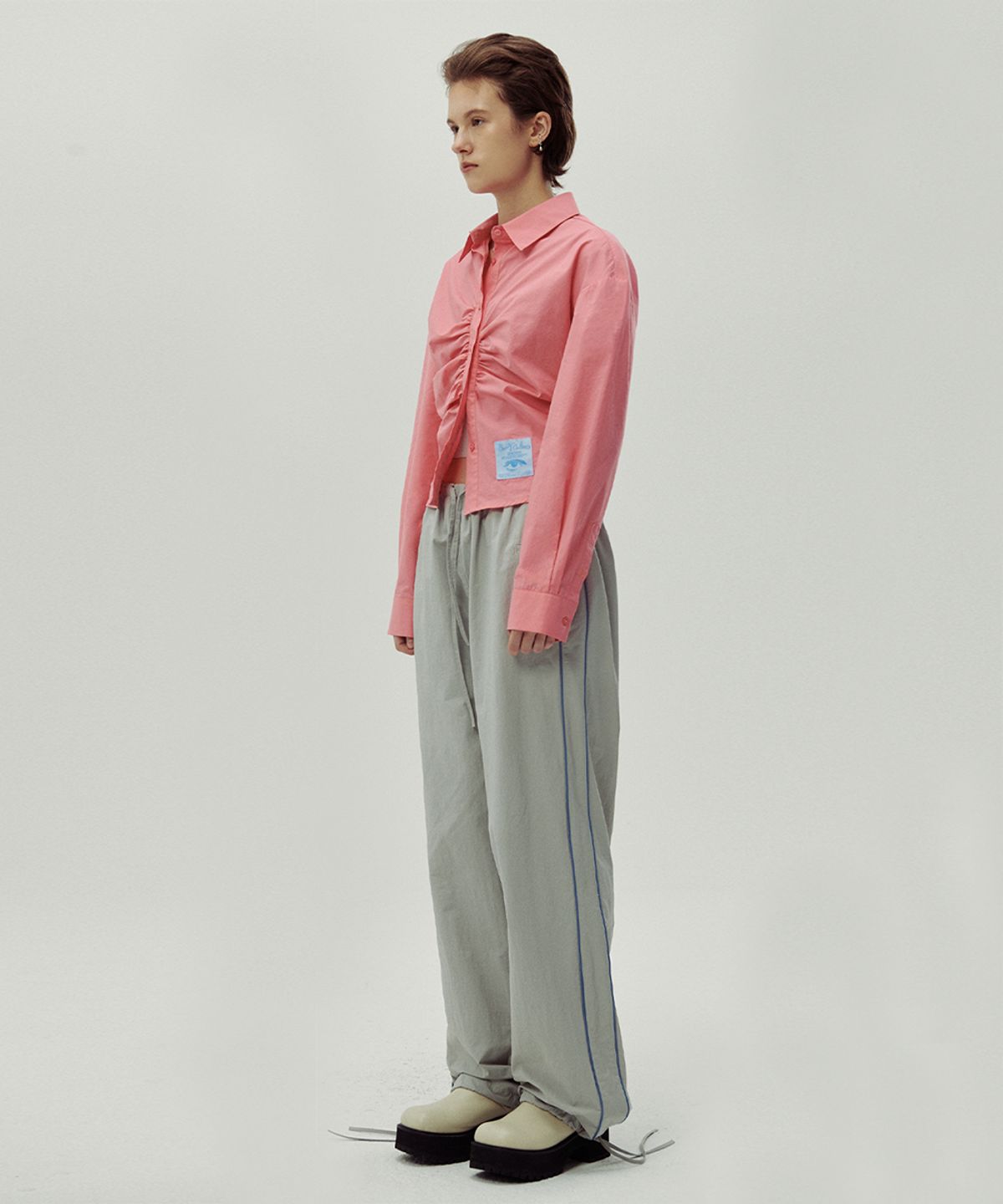 시눈(SINOON) COTTON CROPED SHIRRING SHIRT