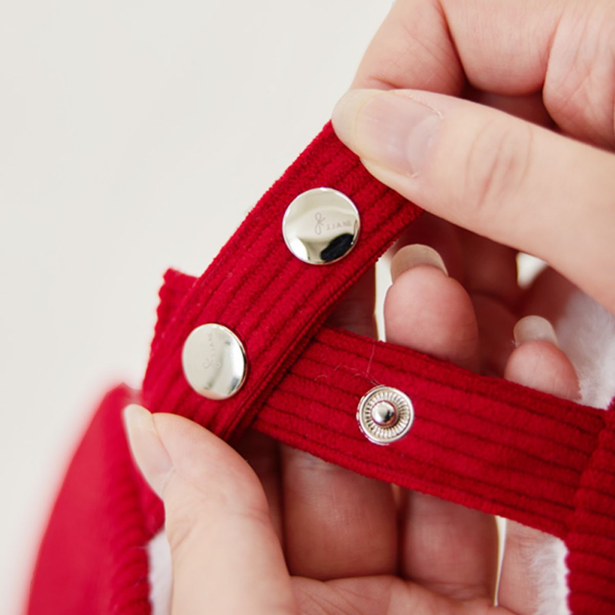 제이제인(J.JANE) 코듀로이 귀도리 볼캡 Corduroy ear flap ballcap (Red)