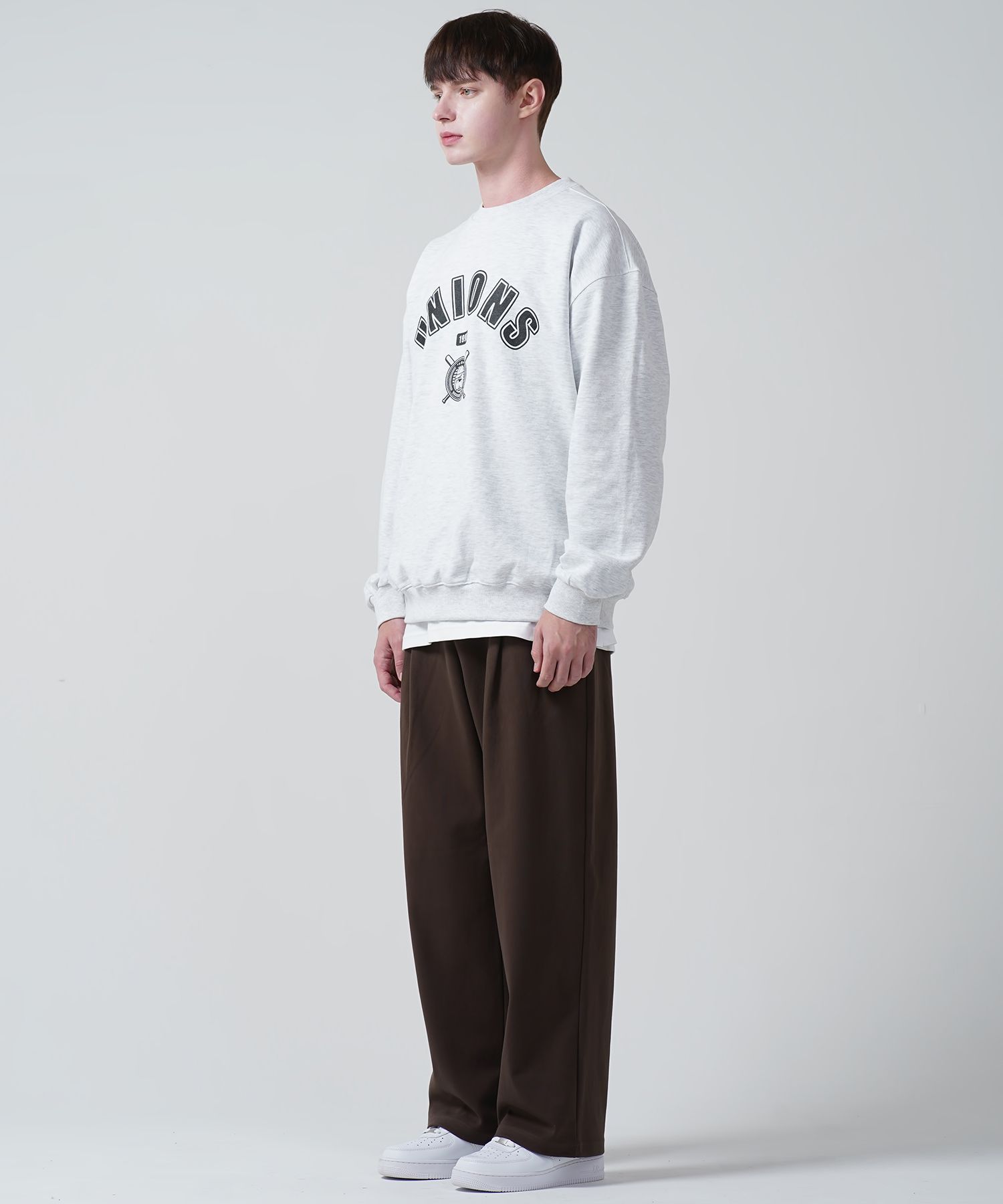 MUSINSA | GAKKAI UNIONS One-tuck Wide-fit sweatpants brown
