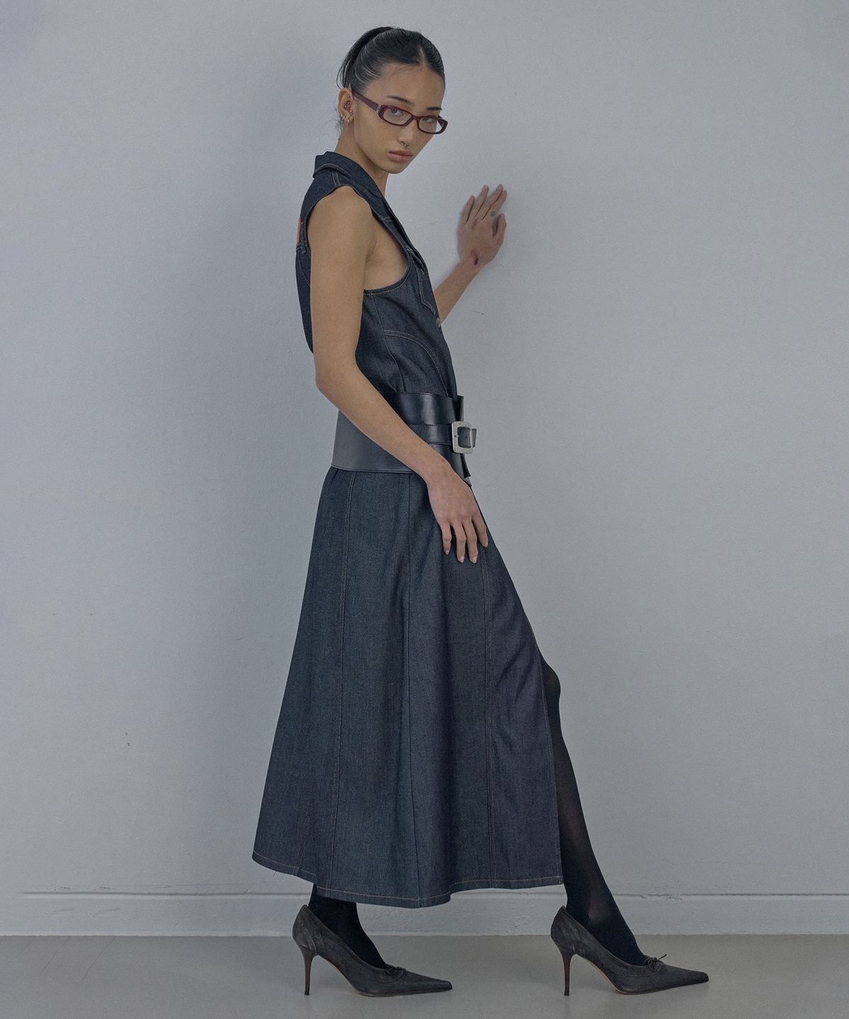 스컬프터(SCULPTOR) Maxi Sleeveless Denim Coat Indigo Blue