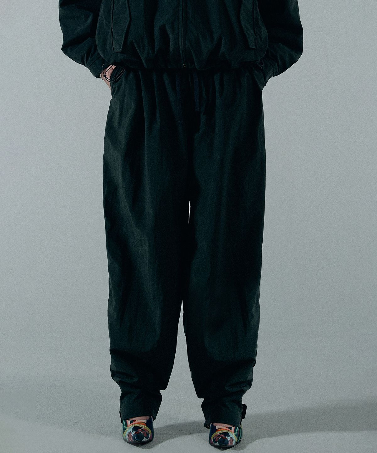 스컬프터(SCULPTOR) Two-Way Wind Pants Charcoal