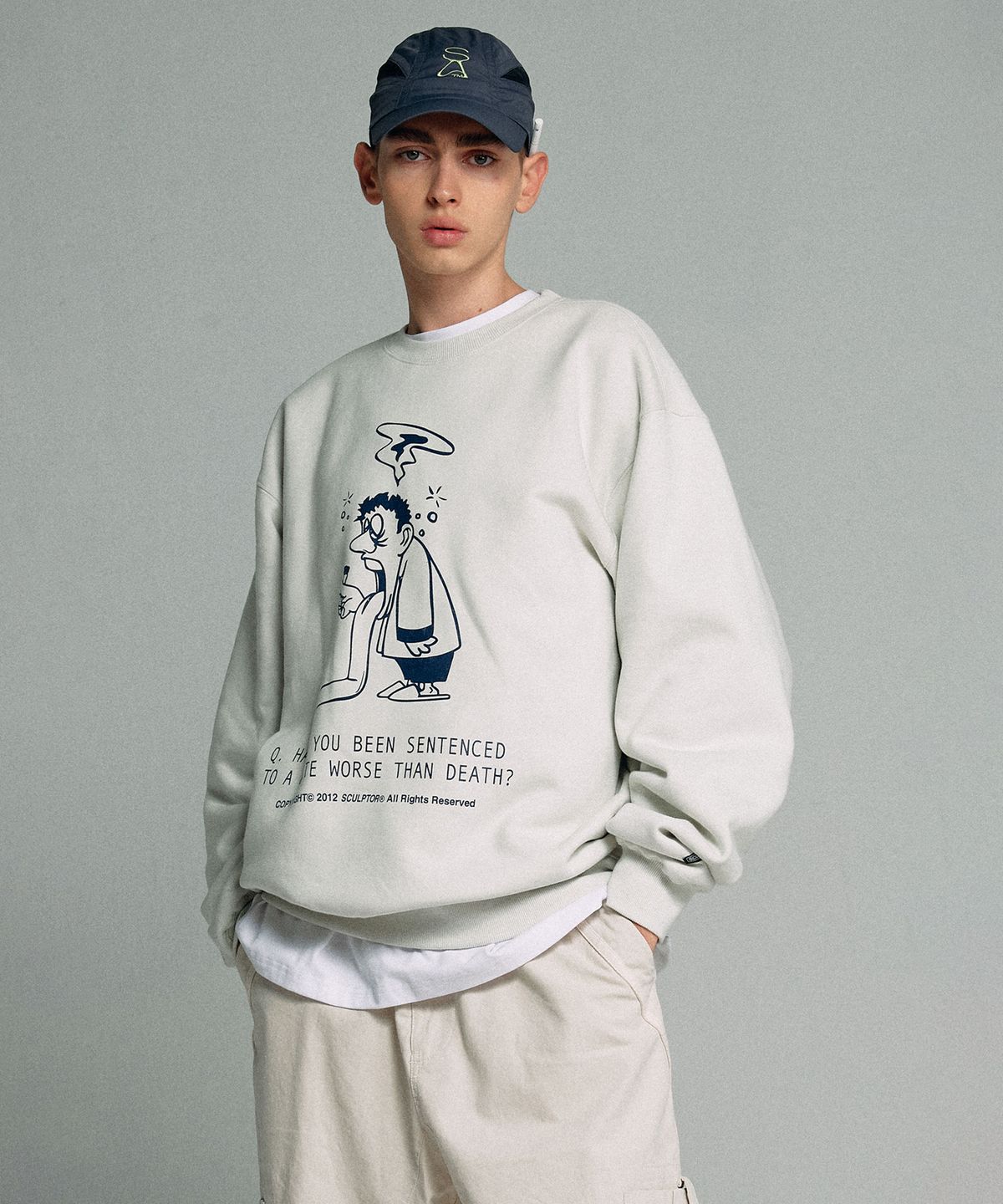 스컬프터(SCULPTOR) Question Sweatshirt Cream