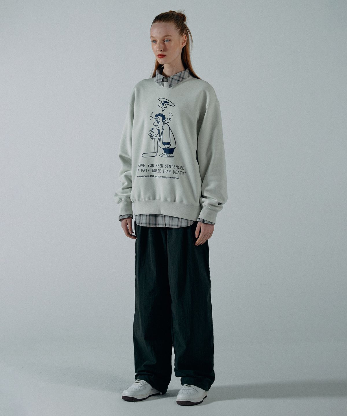 스컬프터(SCULPTOR) Question Sweatshirt Cream