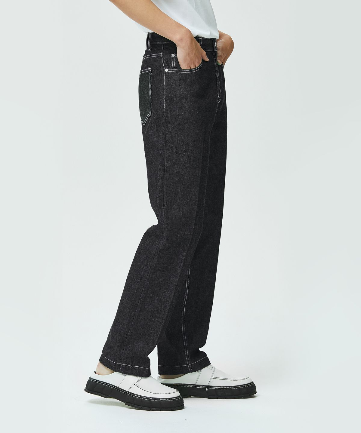 데케트(DECET) [AMC 데님]Dawn Cropped Tapered Jeans DCPT001RawBlack