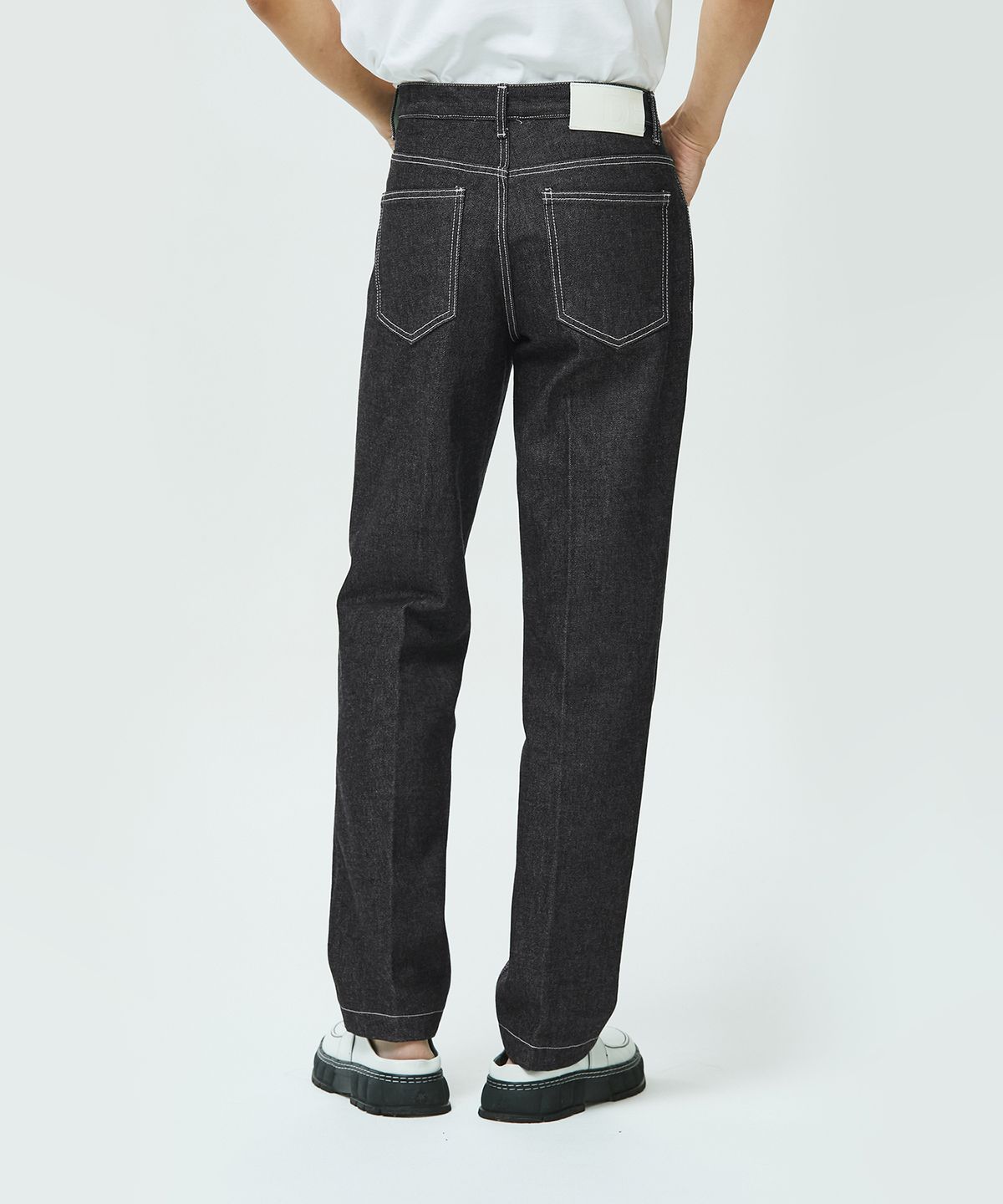 데케트(DECET) [AMC 데님]Dawn Cropped Tapered Jeans DCPT001RawBlack