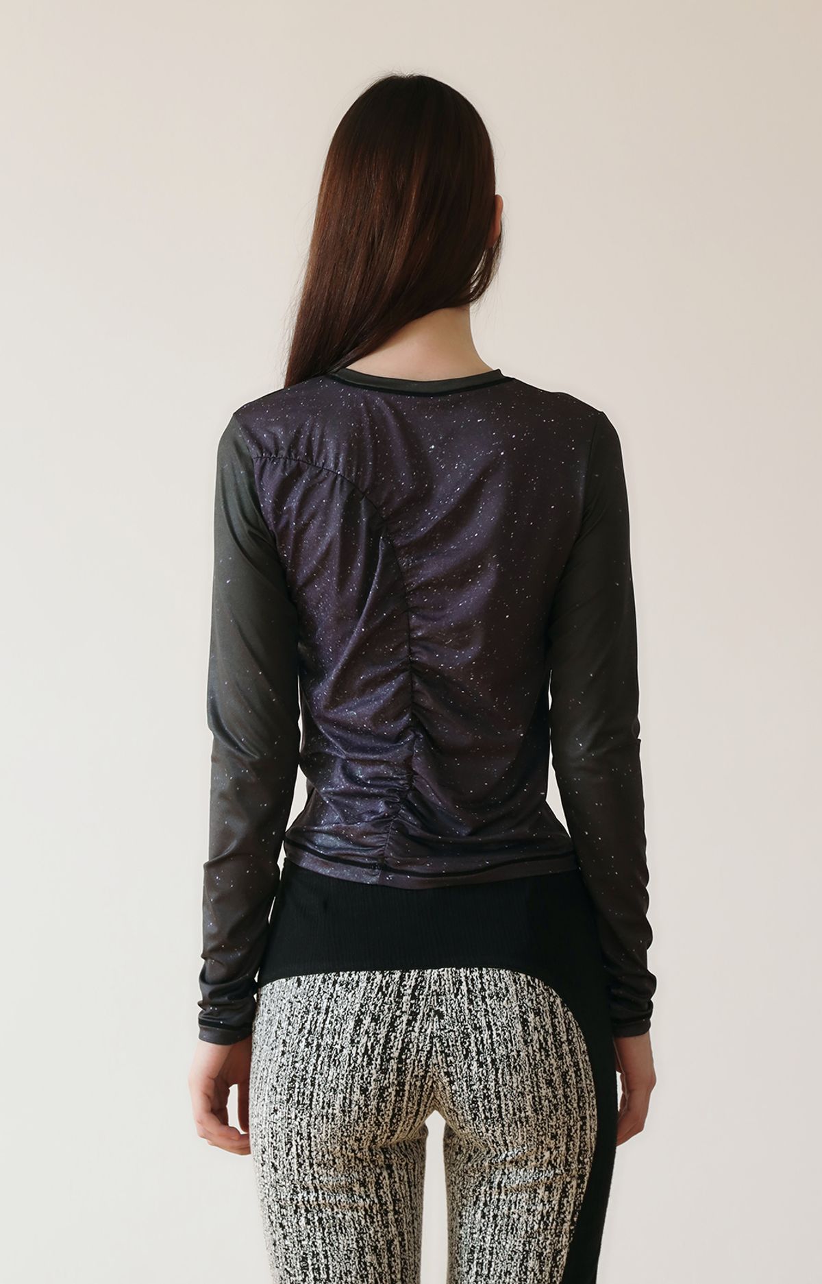 페노메논시퍼(PHENOMENON SEEPER) PRINT LONG SLEEVE SHIRRING T-SHIRT_[STAR]