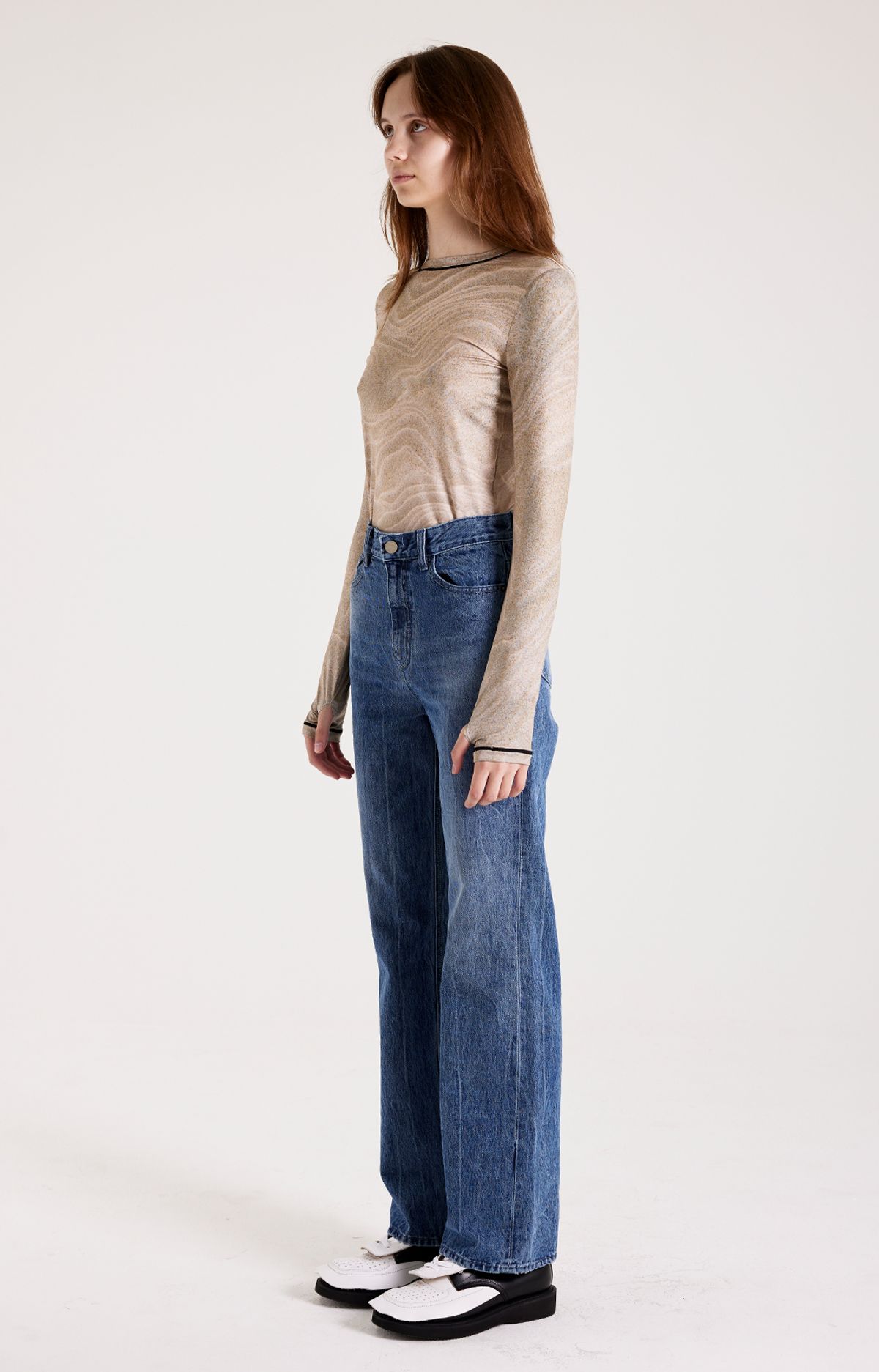 페노메논시퍼(PHENOMENON SEEPER) PRINT LONG SLEEVE ROUND T-SHIRT_[SAND]