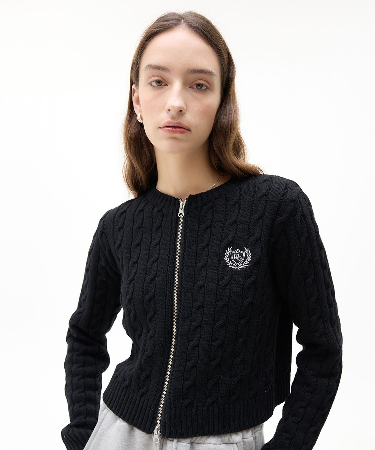 라티젠(LARTIGENT) LK CABLE KNIT ZIP(BLACK)