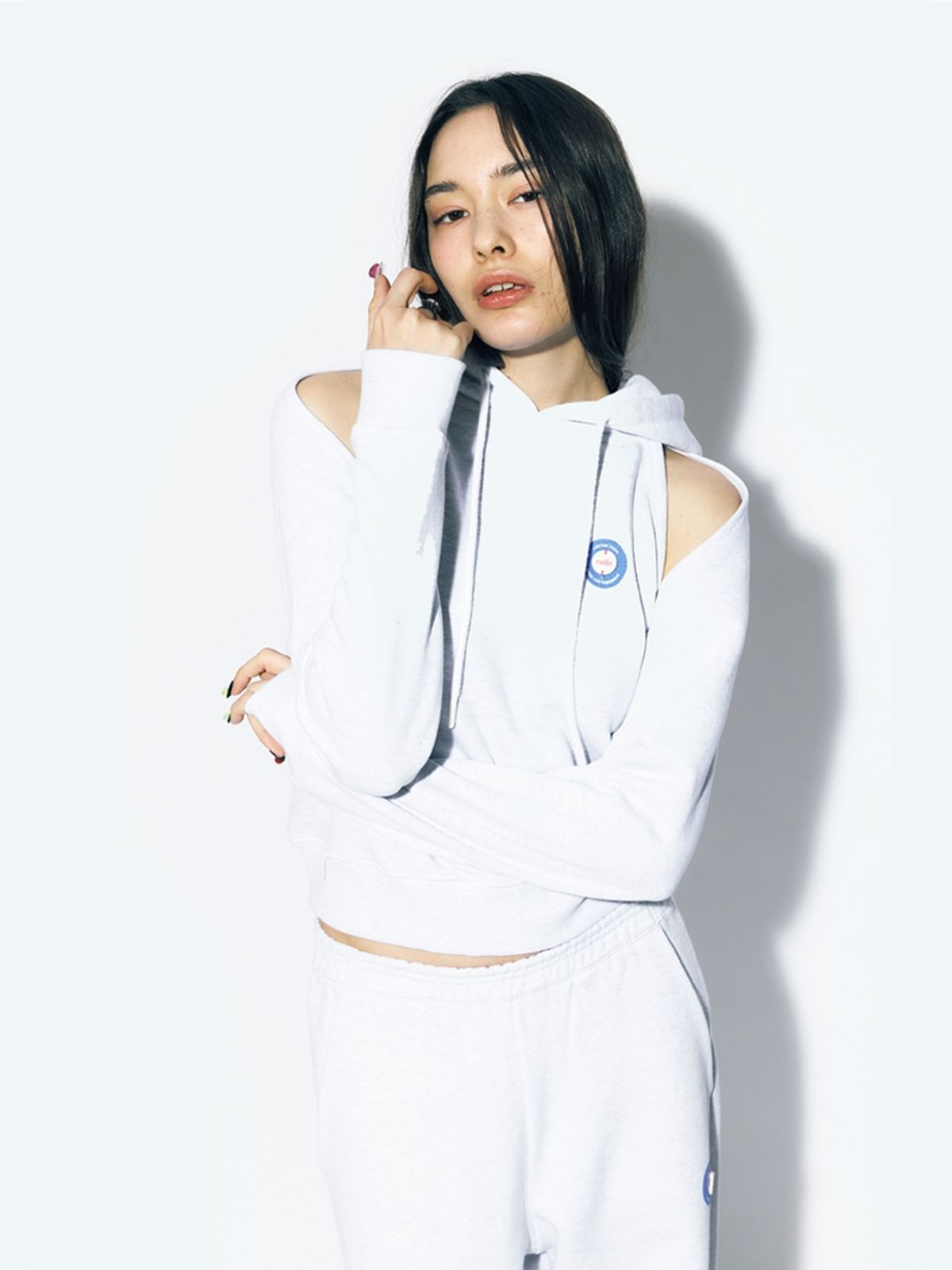 에즈이프 캘리(ASIF CALIE) CROP SWEAT BOLERO WHITE MELANGE