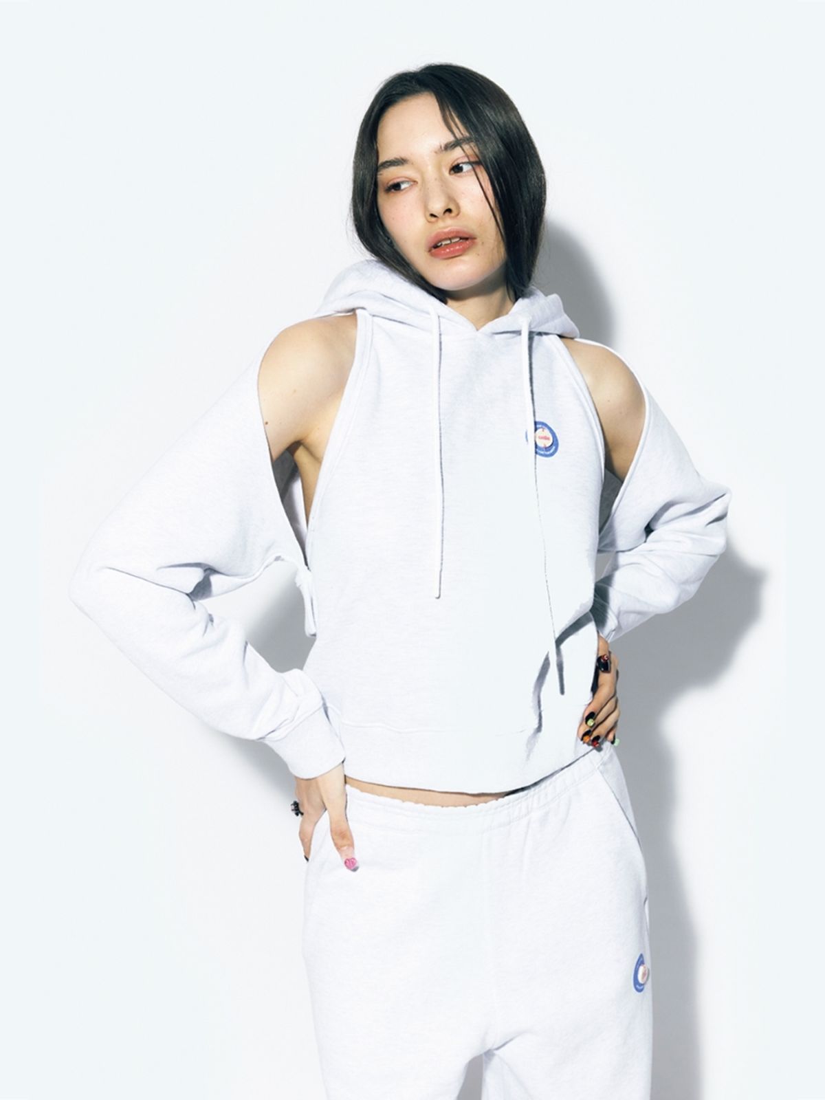 에즈이프 캘리(ASIF CALIE) CROP SWEAT BOLERO WHITE MELANGE