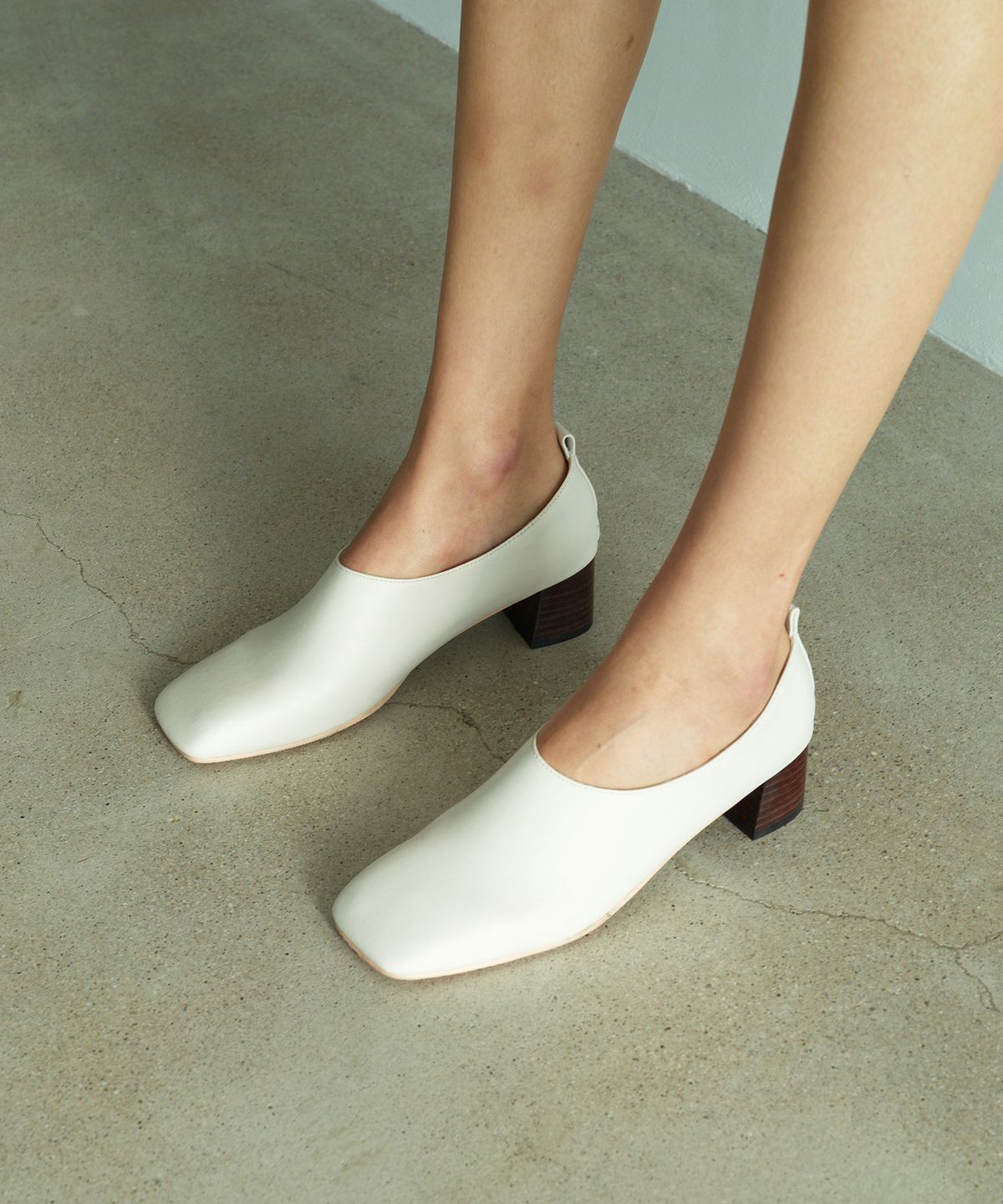 무드나잇(MOODNIGHT) CINAMON Glove pumps - 3color 5cm 스퀘어 글로브 미들 펌프스
