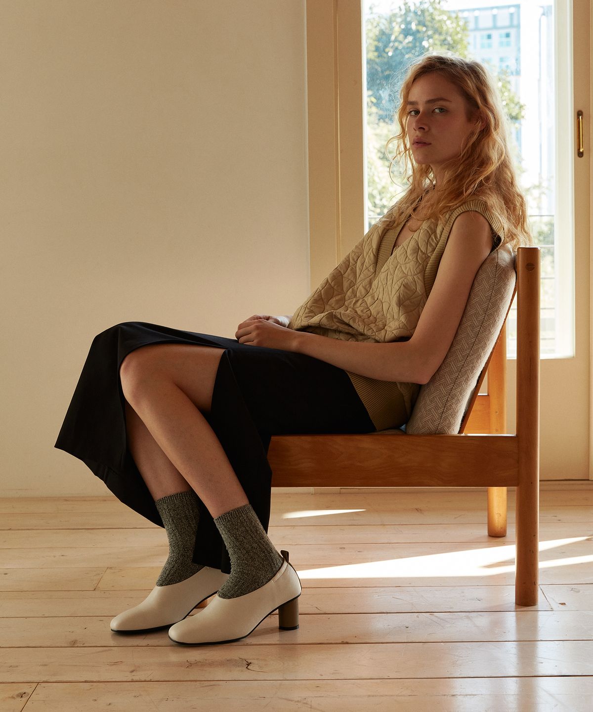 무드나잇(MOODNIGHT) BUTTER Glove Pumps - 5color 6cm 라운드 글로브 펌프스