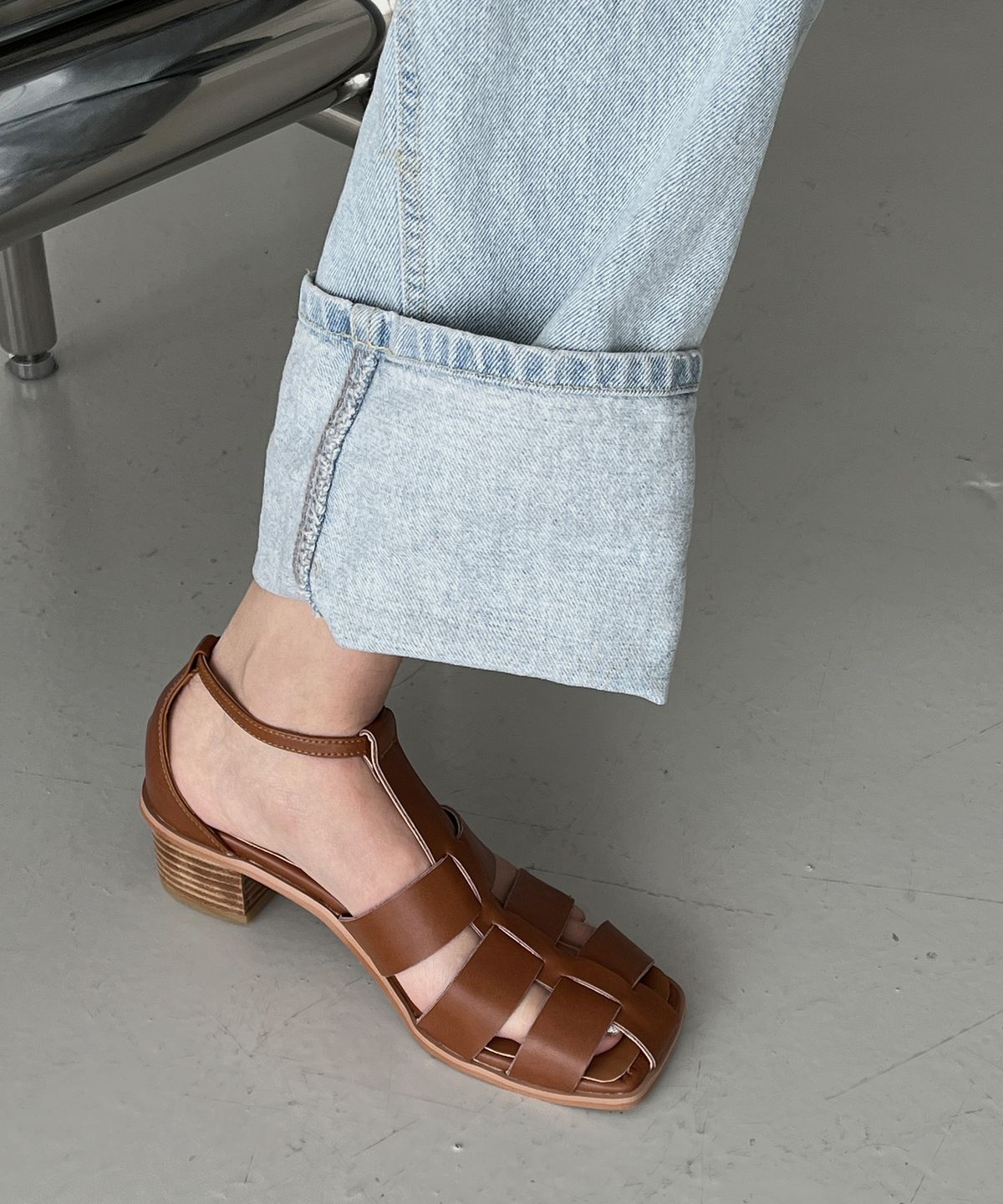 무드나잇(MOODNIGHT) ANNA Fisherman Strap Sandals - 5color 5cm 피셔맨 스트랩 미들 샌들힐