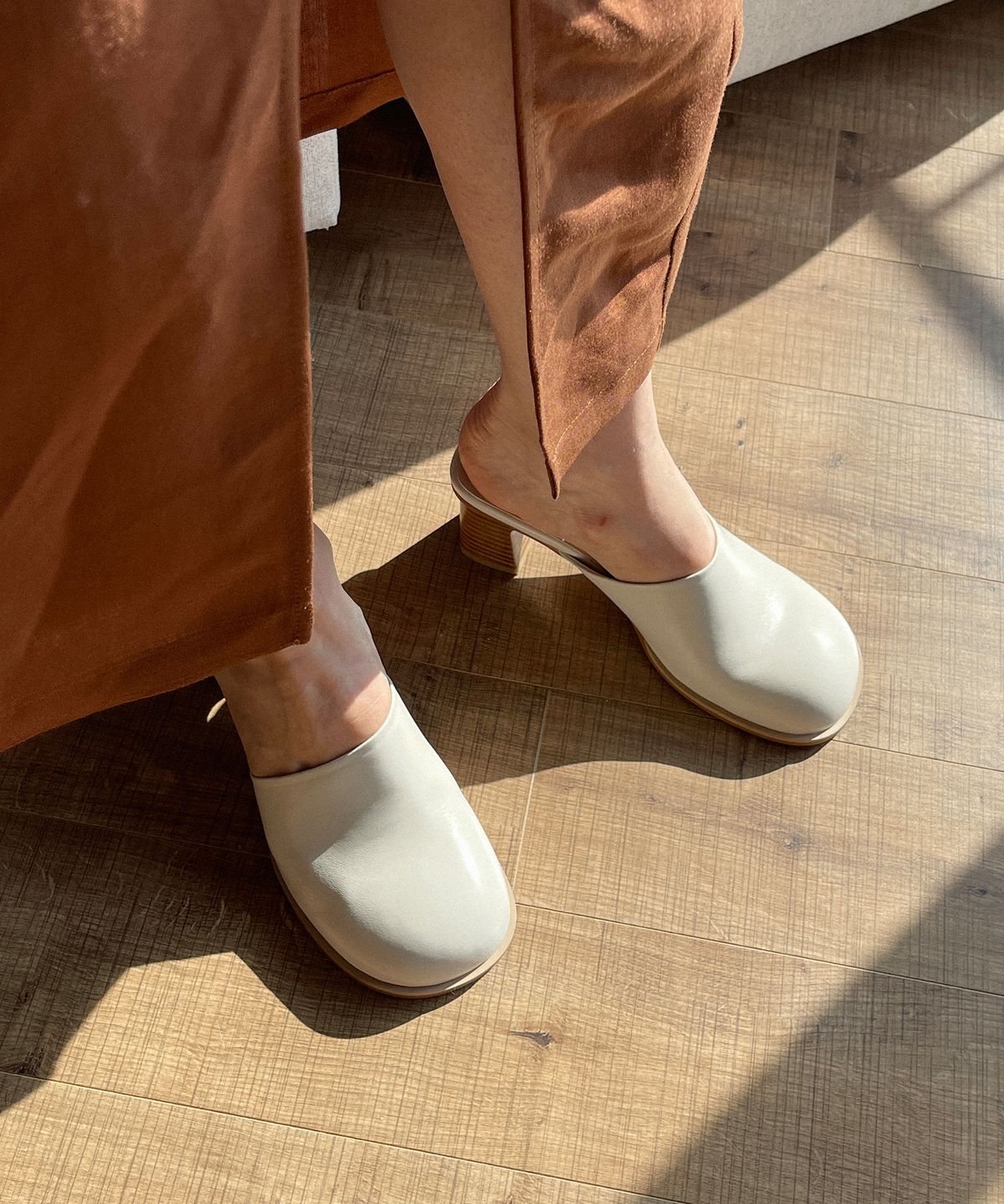무드나잇(MOODNIGHT) COY Chunky shaped mule sandal - 3color 6cm 라운디 뮬 슈즈