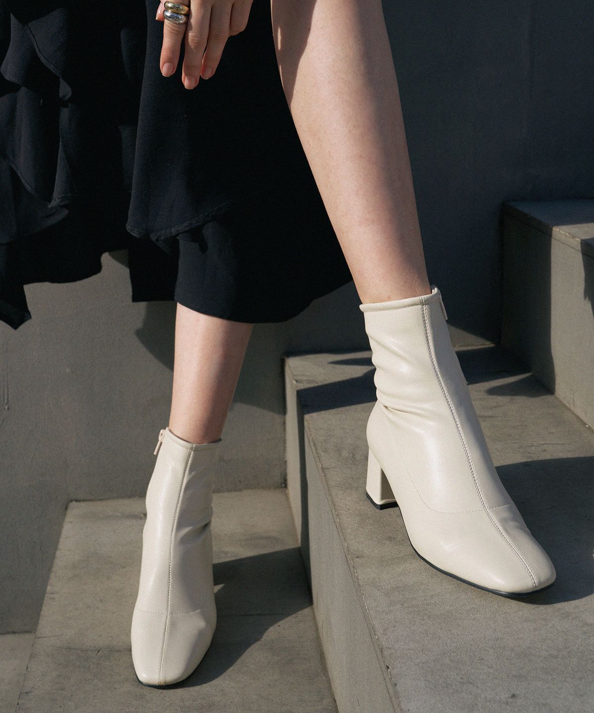 무드나잇(MOODNIGHT) NEW ESTHER mid ankle boots - 5color 5.5cm 스판 앵클부츠 미들힐