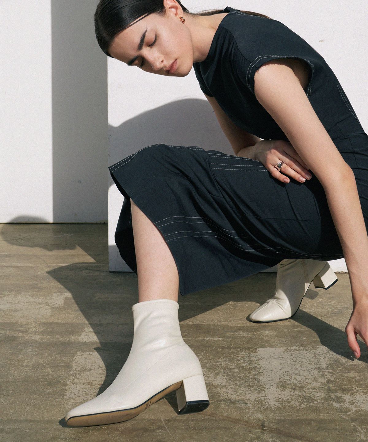 무드나잇(MOODNIGHT) NEW ESTHER mid ankle boots - 5color 5.5cm 스판 앵클부츠 미들힐