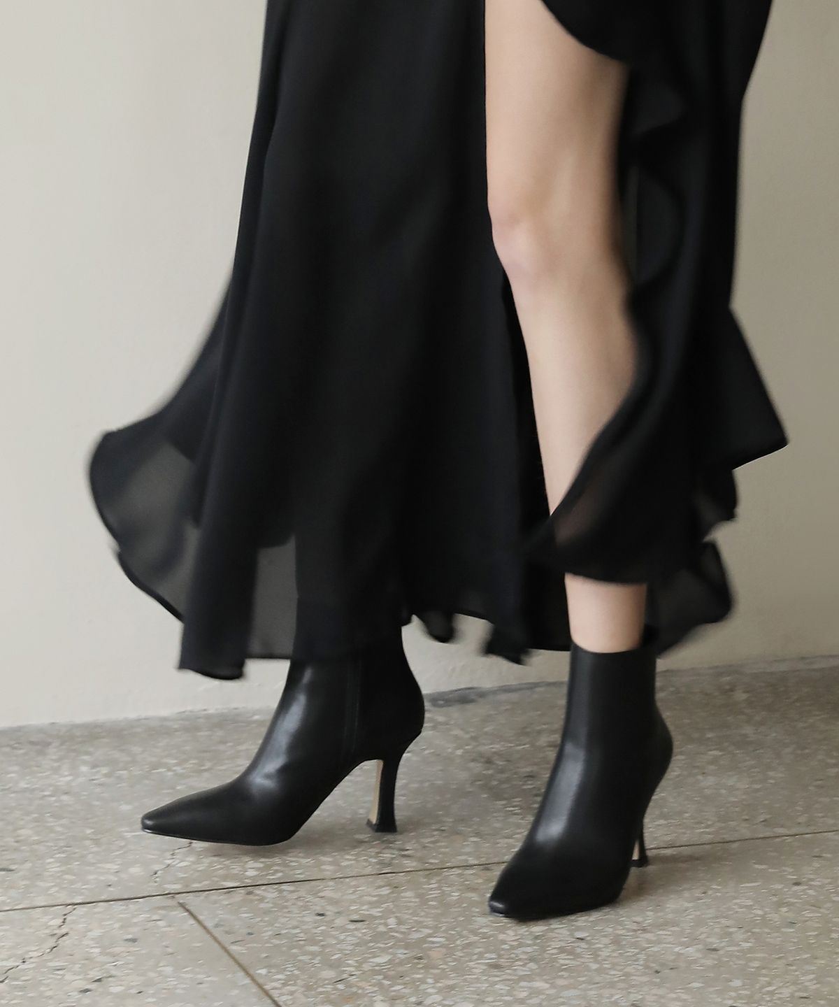 무드나잇(MOODNIGHT) JOLLY unique ankle boots - 4color 9cm 가죽 앵클 부츠힐