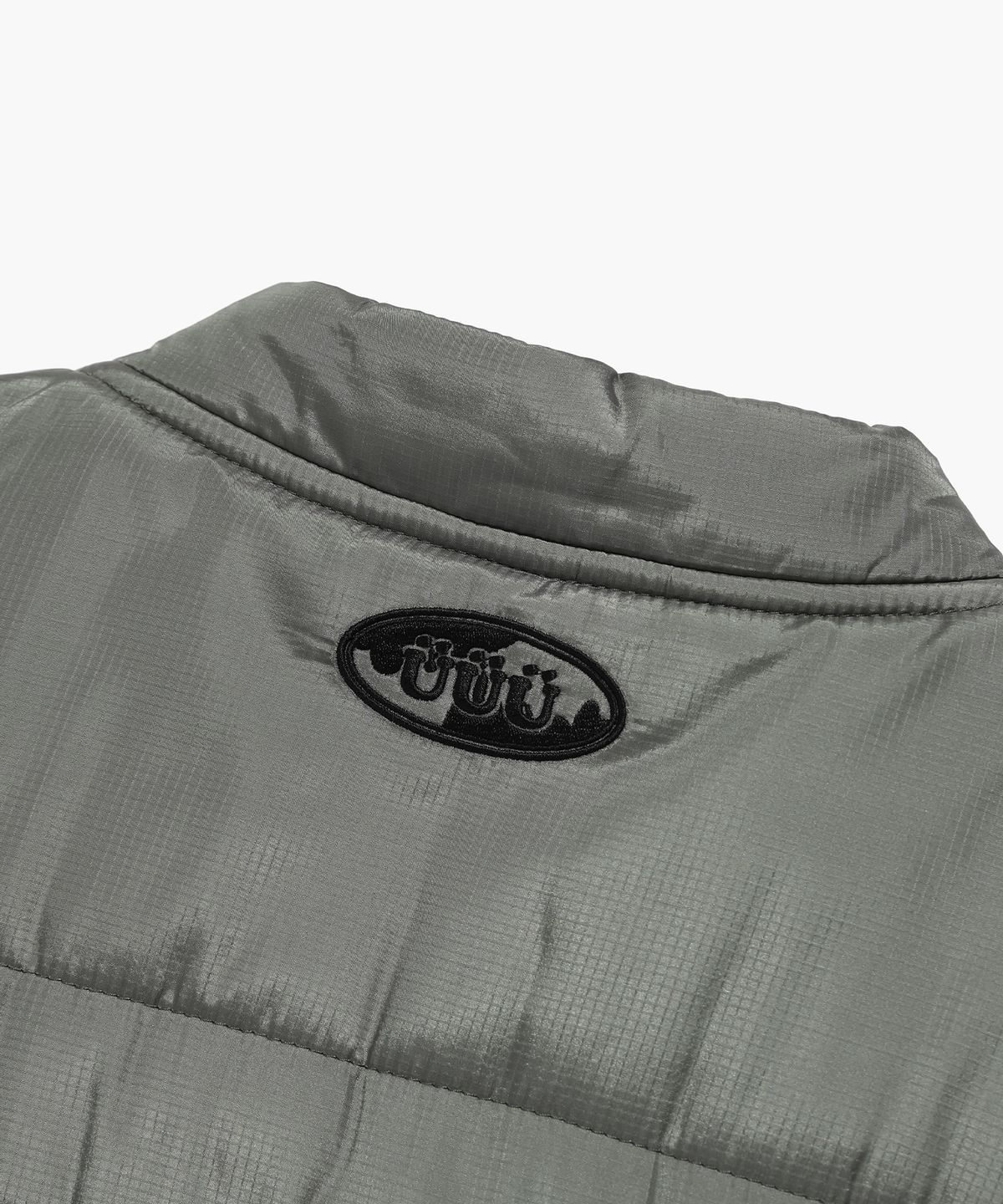 이스트쿤스트(ISTKUNST) UUU LOGO QUILTED JACKET_GREY(IK2CWMB901A)
