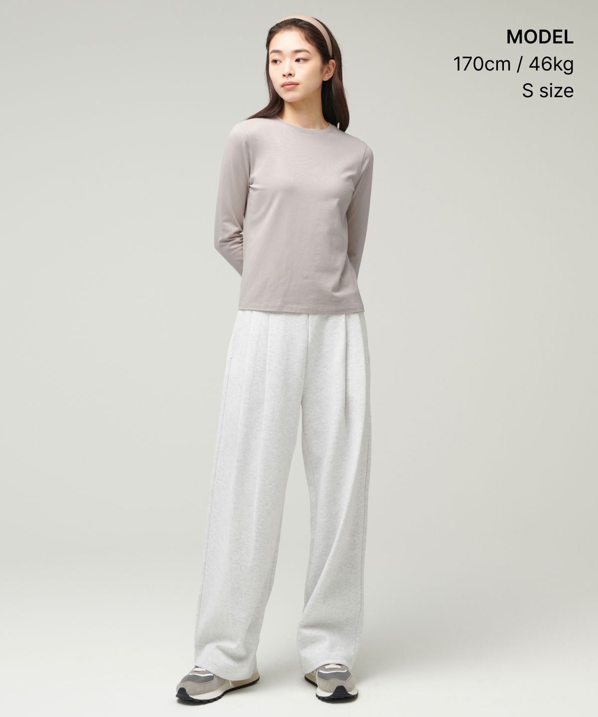 무신사 스탠다드 우먼(MUSINSA STANDARD WOMAN) 우먼즈 플렉서블 크루 넥 긴소매 티셔츠 [머쉬룸]