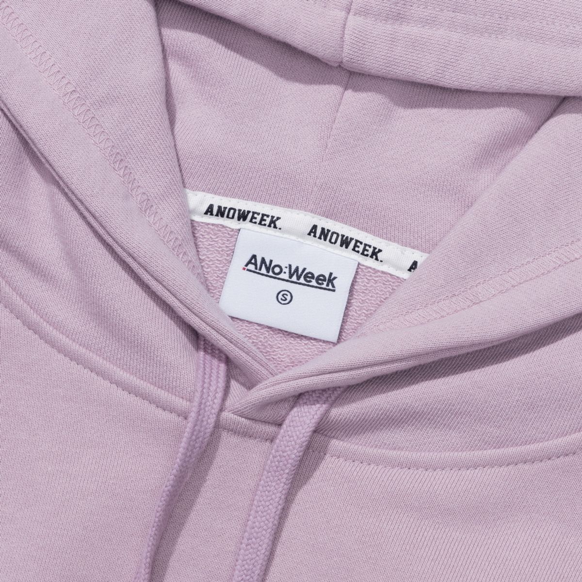 아노윅(ANOWEEK) ANW EMBROIDERY CROPPED HOODIE