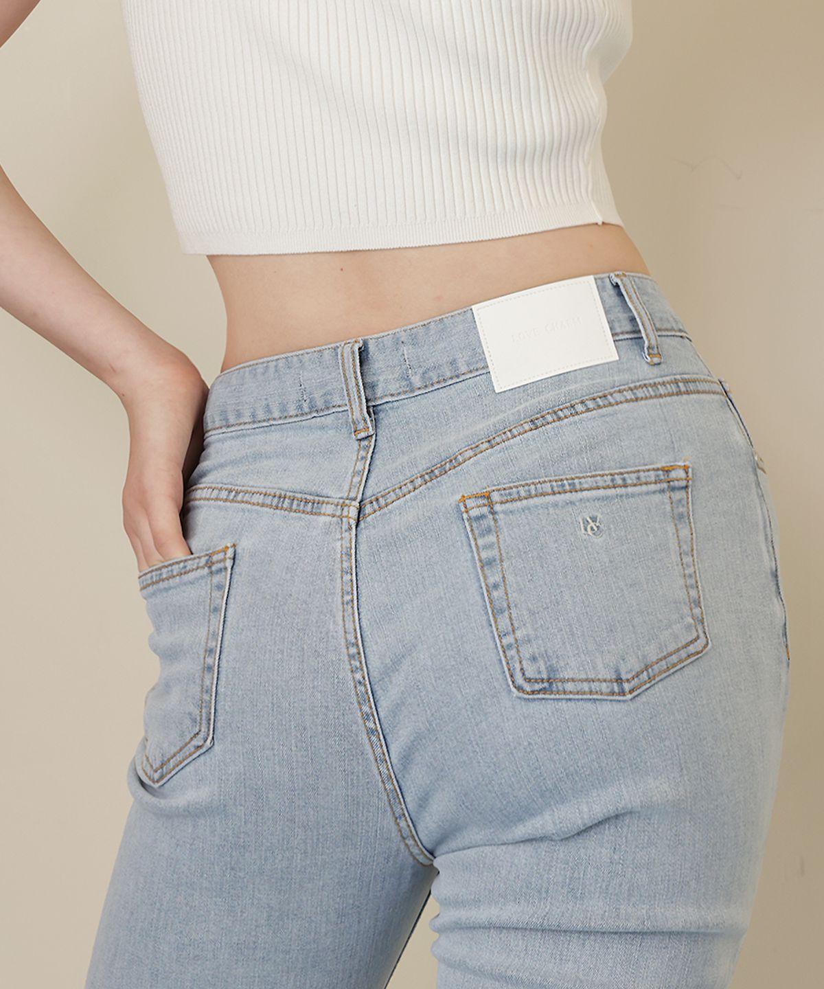 러브참(LOVECHARM) [린다 부츠컷 데님 팬츠_라이트 블루] Linda Bootscut Denim pants_LB