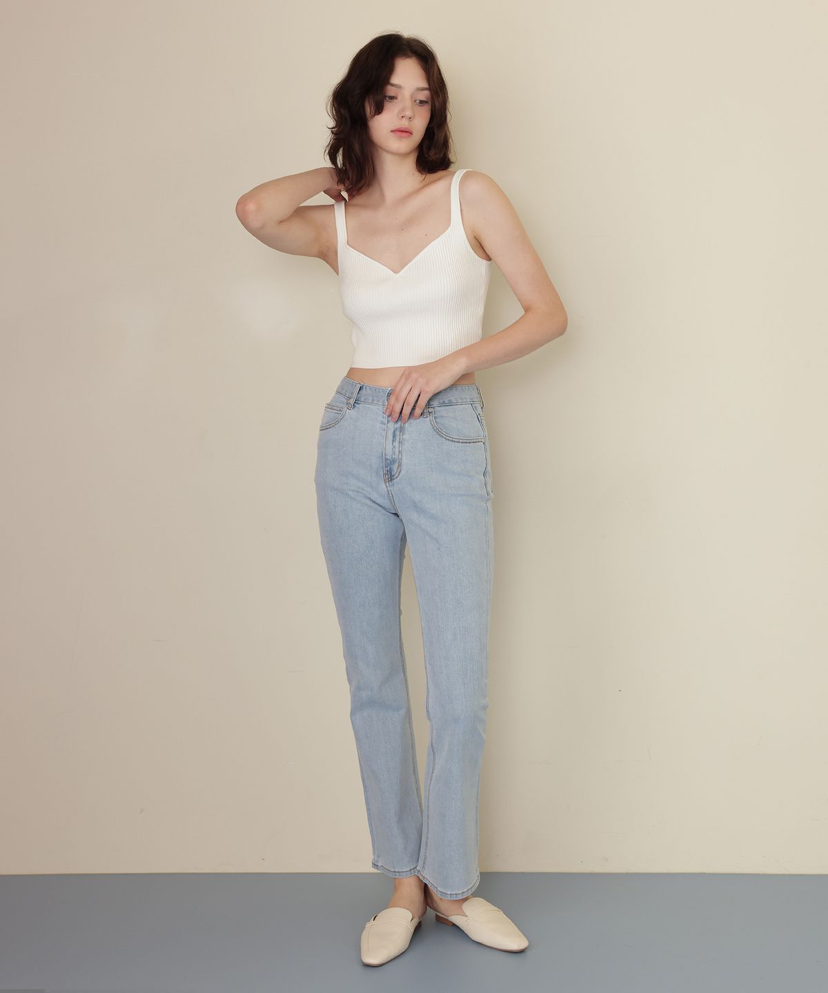 러브참(LOVECHARM) [린다 부츠컷 데님 팬츠_라이트 블루] Linda Bootscut Denim pants_LB