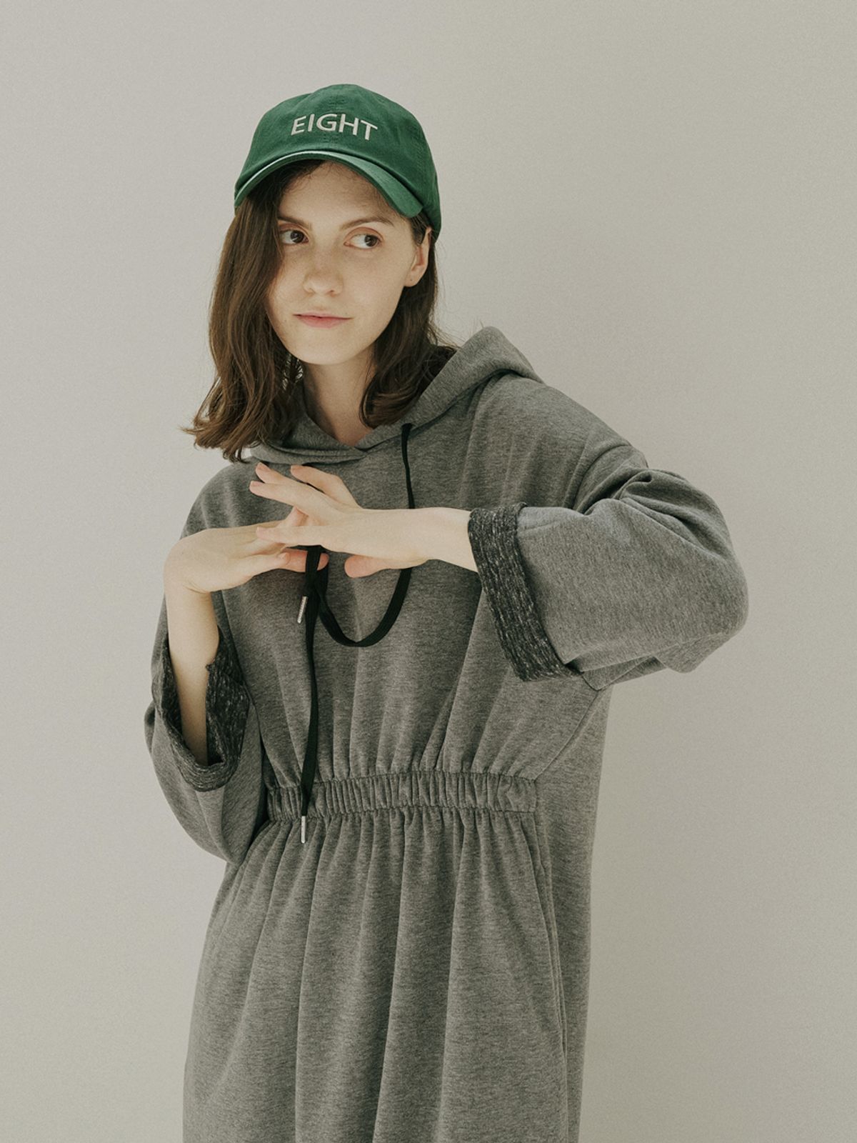 아방(AVANT-G) Waistband Hood Long Dress - D/GREY
