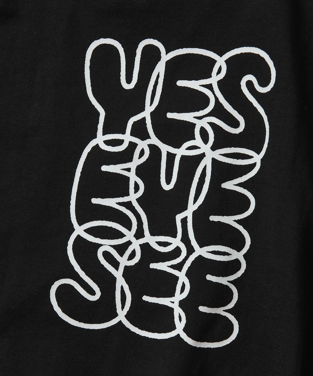 예스아이씨(YESEYESEE) C-Logo Hoodie Black