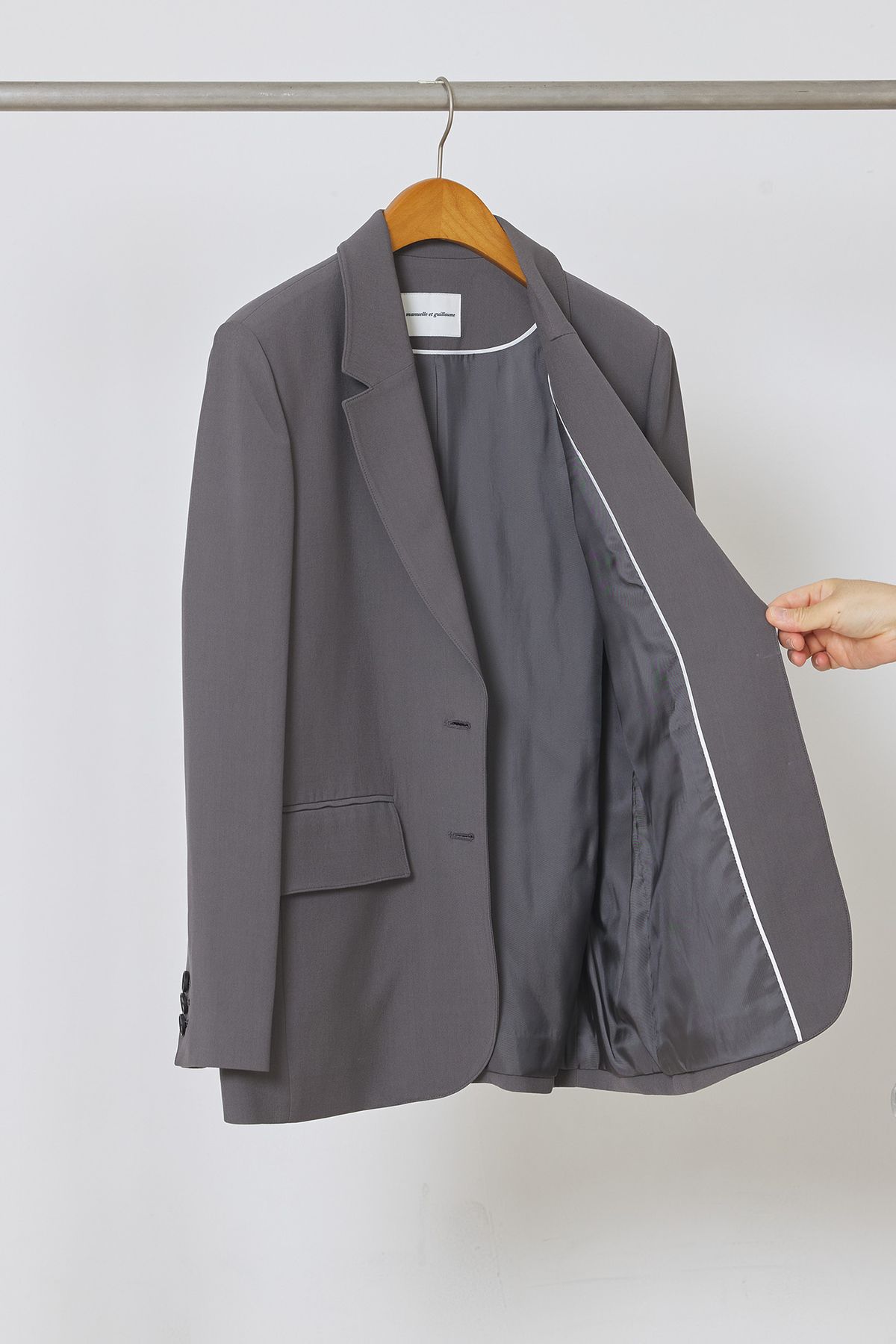 마누엘 에 기욤(MANUELLE ET GUILLAUME) Le gris classic blazer