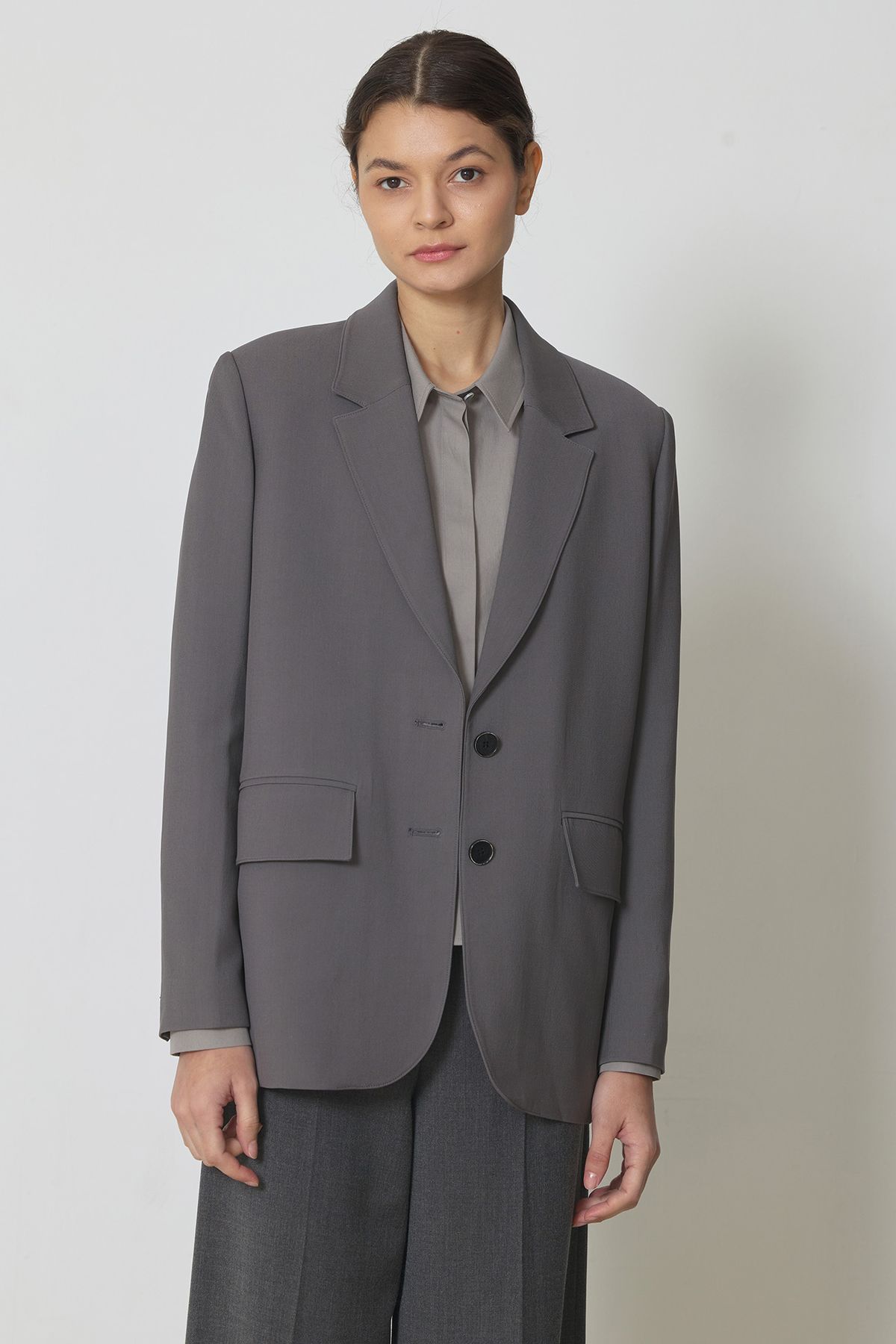 마누엘 에 기욤(MANUELLE ET GUILLAUME) Le gris classic blazer