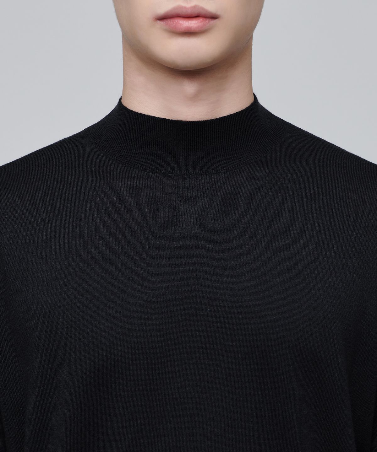 무신사 스탠다드(MUSINSA STANDARD) 메리노 울 블렌드 하이게이지 모크 넥 니트 [블랙]