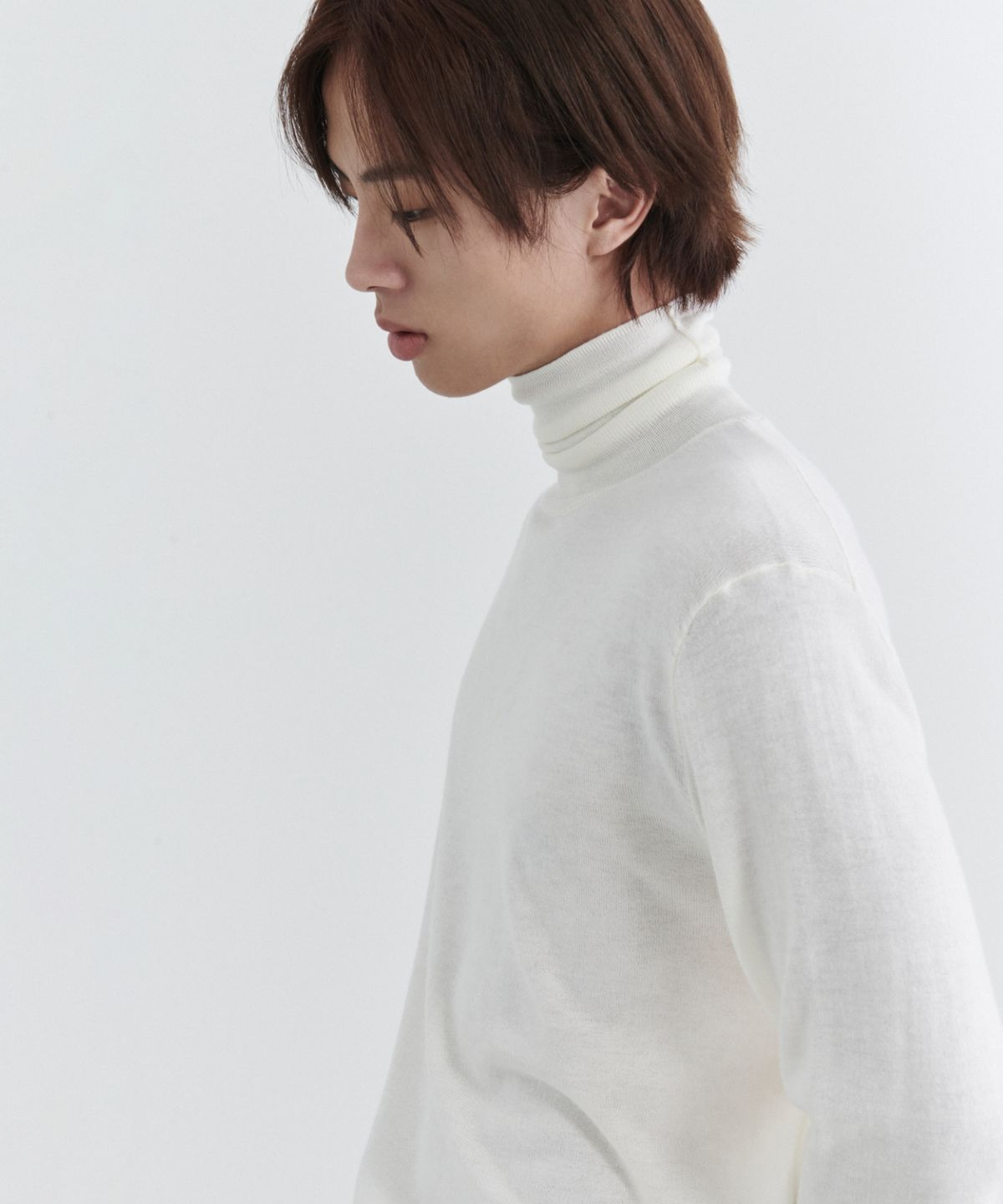 무신사 스탠다드(MUSINSA STANDARD) 메리노 울 블렌드 하이게이지 터틀 넥 니트 [아이보리]