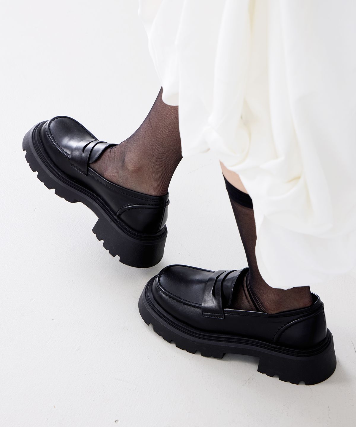 세스띠(CESTI) 하이탑 데일리 페니로퍼 (BLACK)