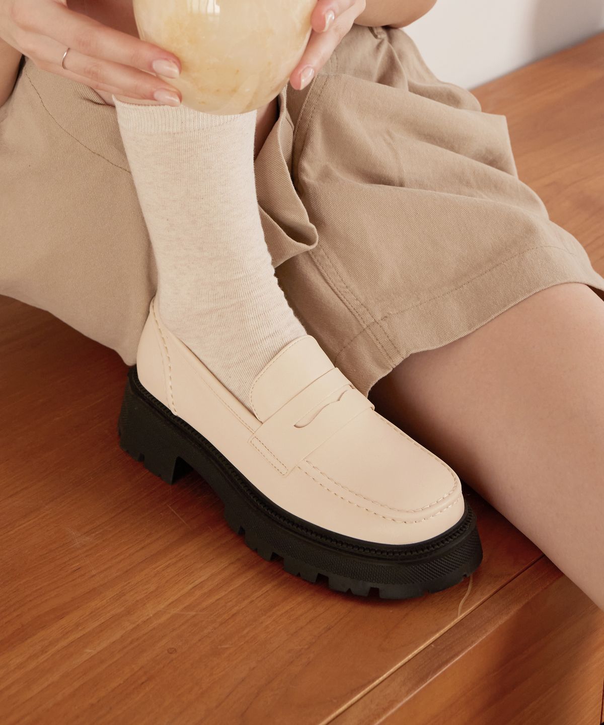 세스띠(CESTI) 하이탑 데일리 페니로퍼 (BEIGE)