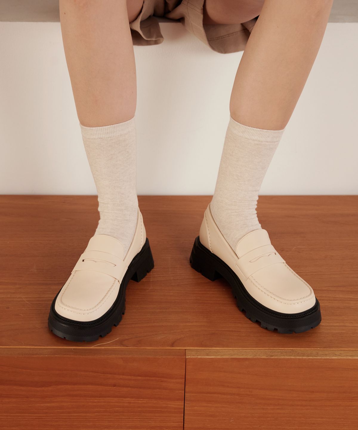 세스띠(CESTI) 하이탑 데일리 페니로퍼 (BEIGE)