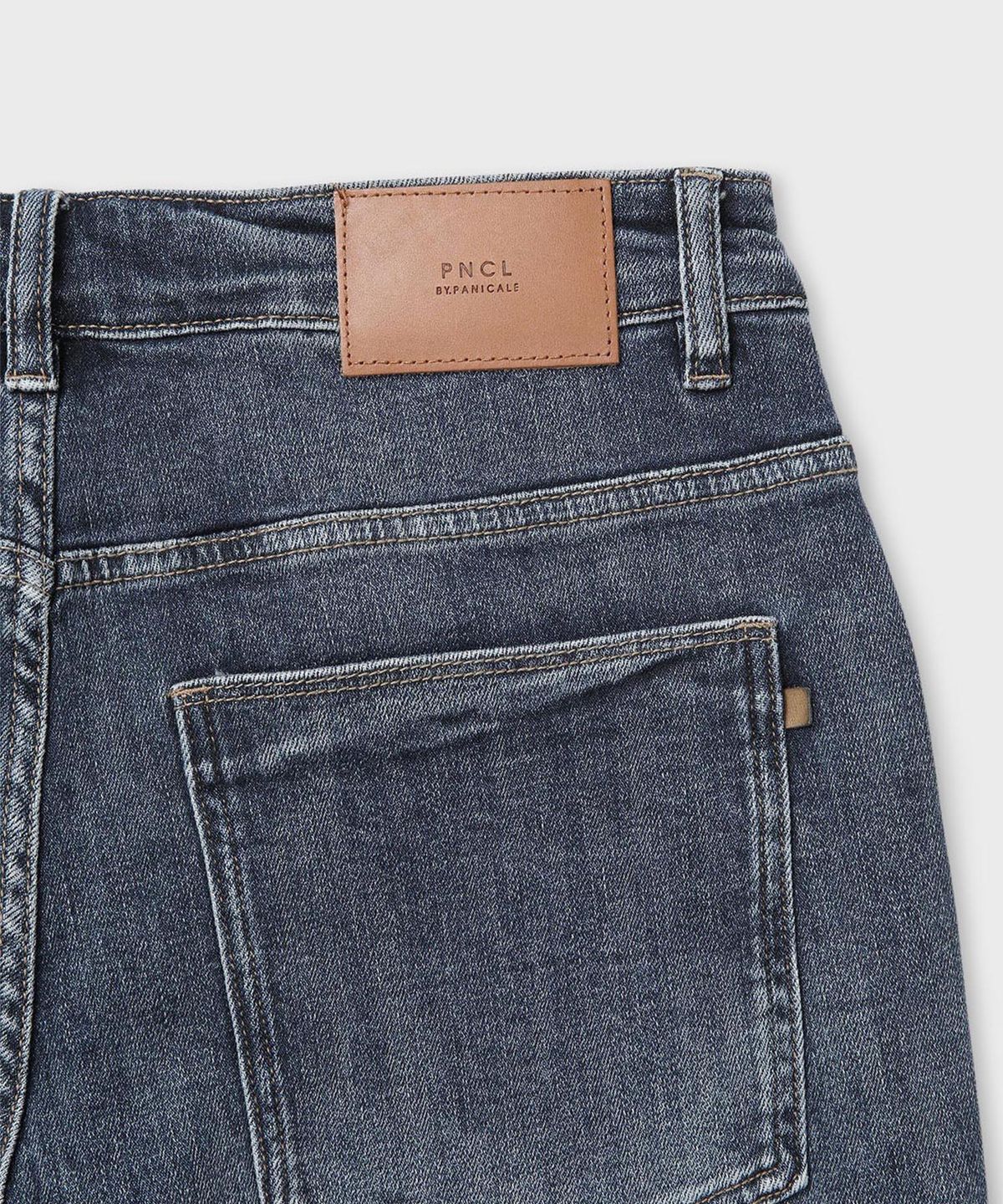 빠니깔레(PANICALE) 패치 포인트 스판 데님 팬츠